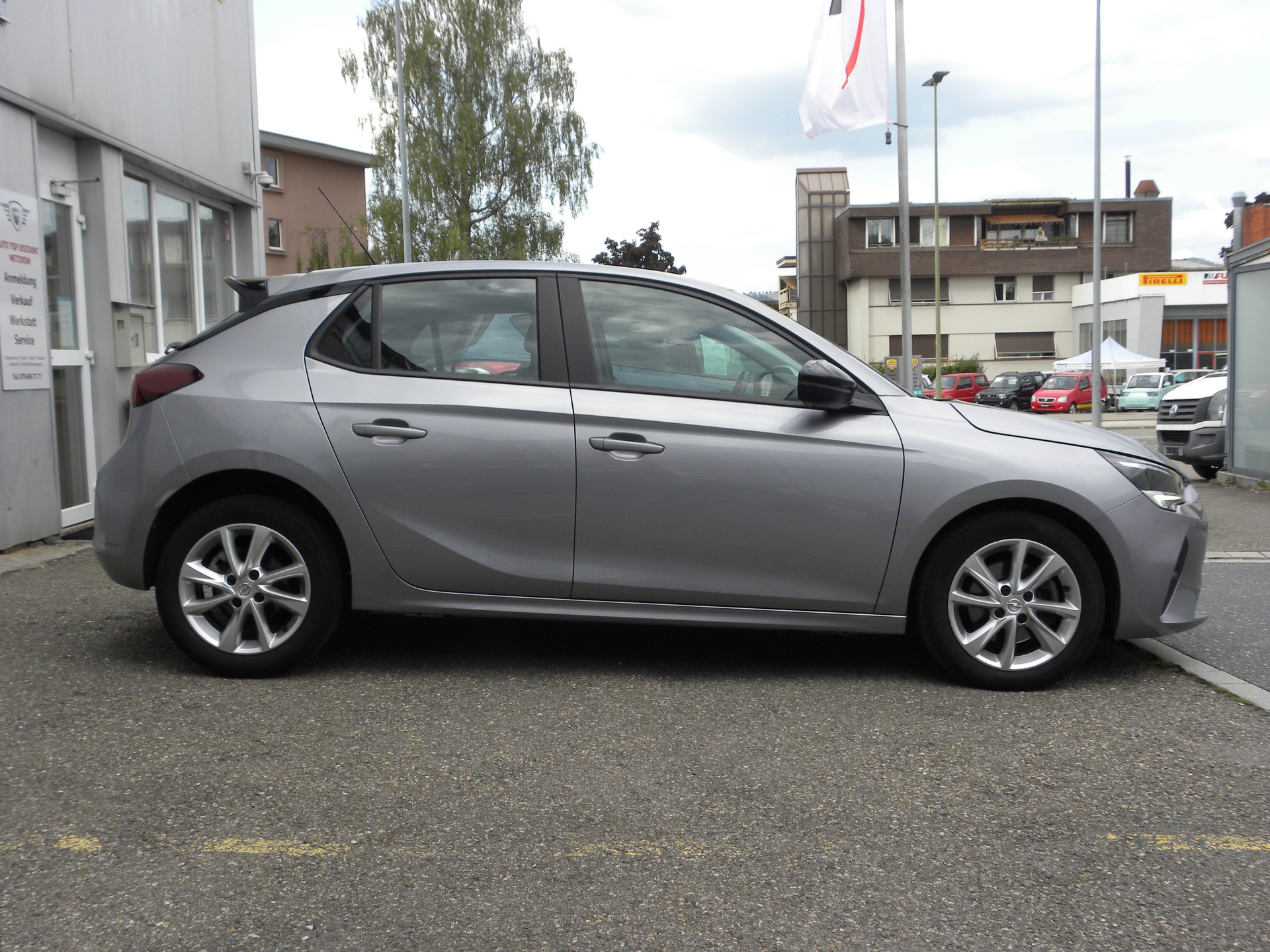 OPEL Corsa 1.2 TP Edition Automat-image-3