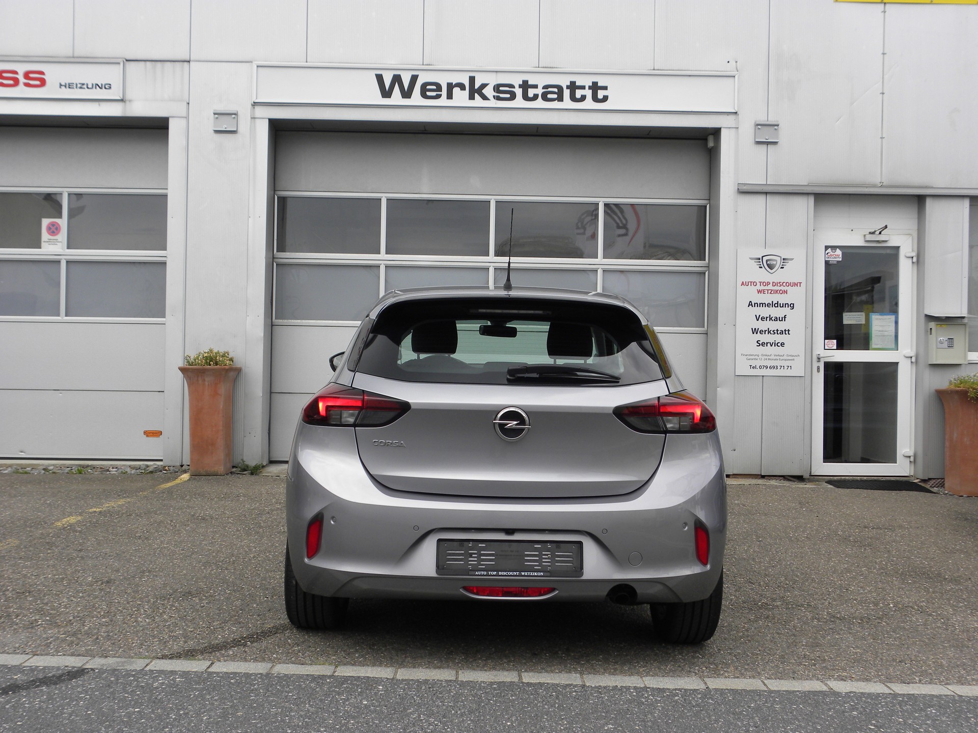 OPEL Corsa 1.2 TP Edition Automat-image-5