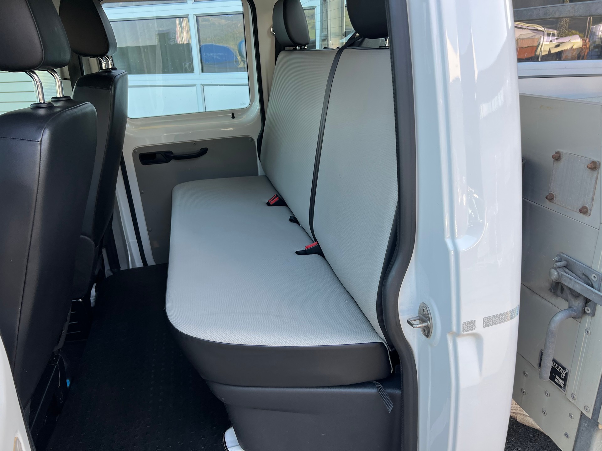 VW T6 2.0 TDI DSG PS 140 *** 5 Sitze * Alubrücke * Nutzlast 1120 kg * AHK 2500 kg *-image-11