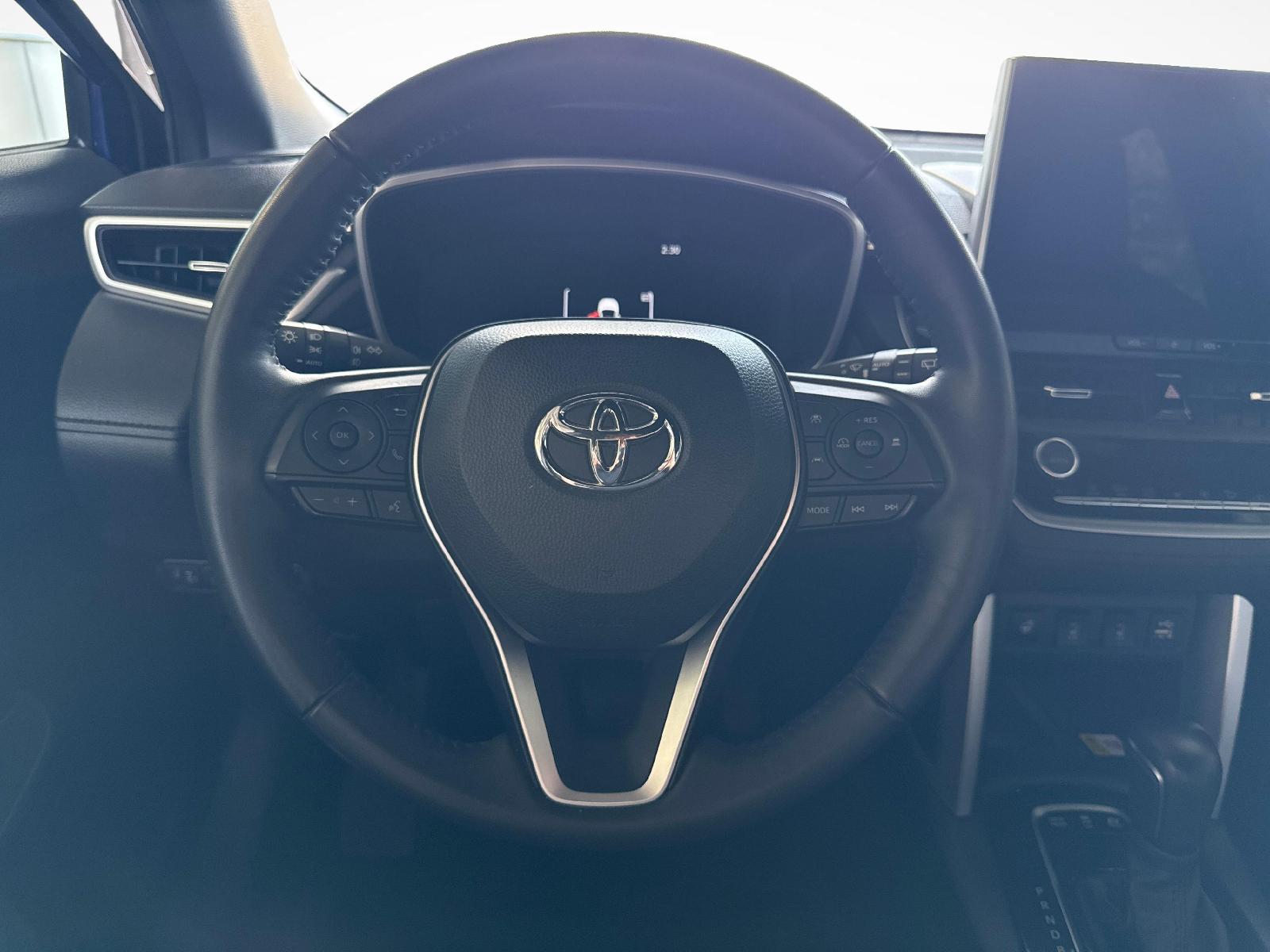 TOYOTA Corolla Cross 2.0 HSD Trend AWD-i-image-12