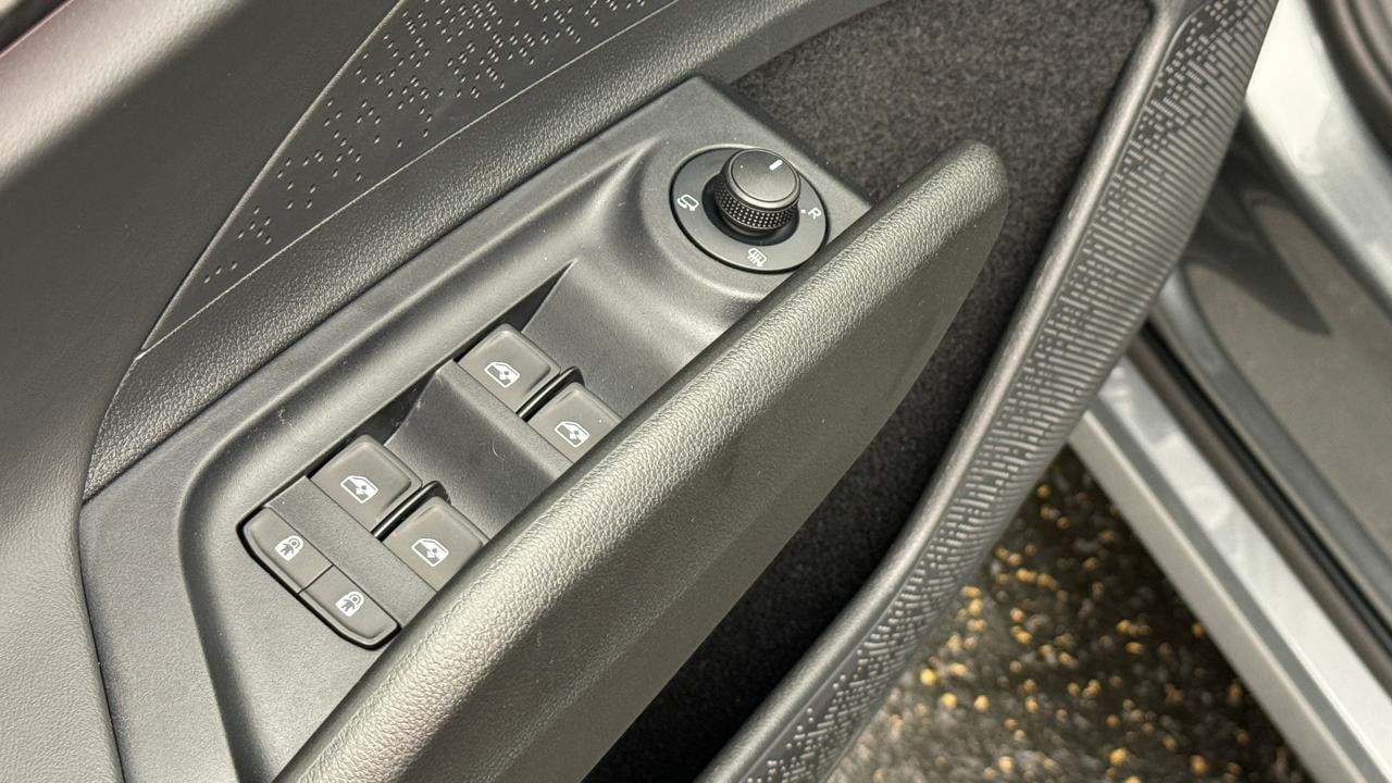 SKODA Enyaq 85x Sportline 4x4-image-8