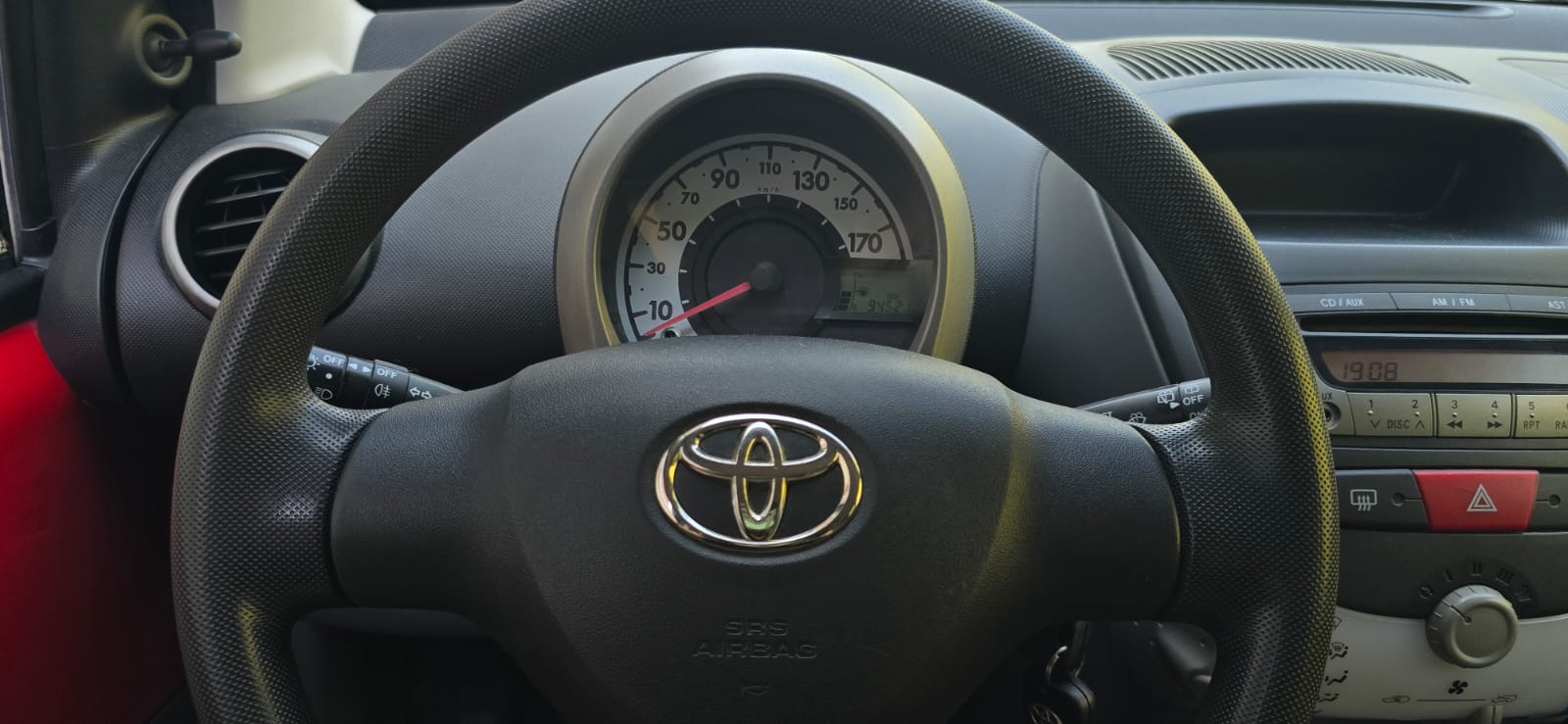 TOYOTA Aygo 1.0 Linea Sol-image-8