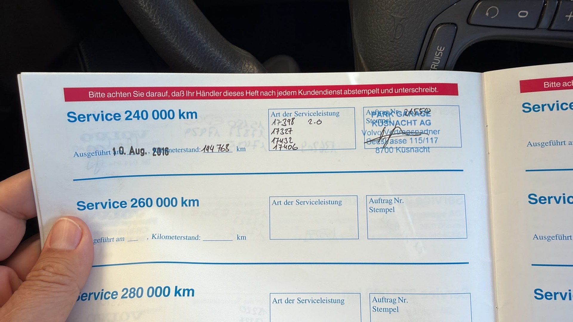 VOLVO V70 2.4T XC AWD Ocean Race-image-10