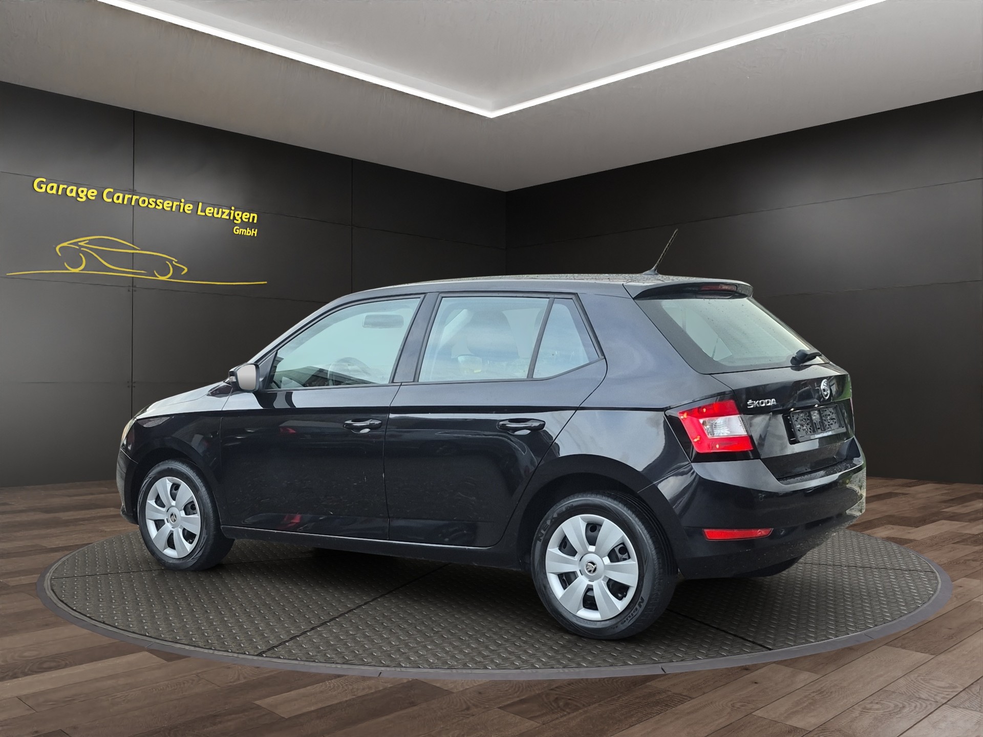 SKODA Fabia 1.0 MPI Ambition-image-4