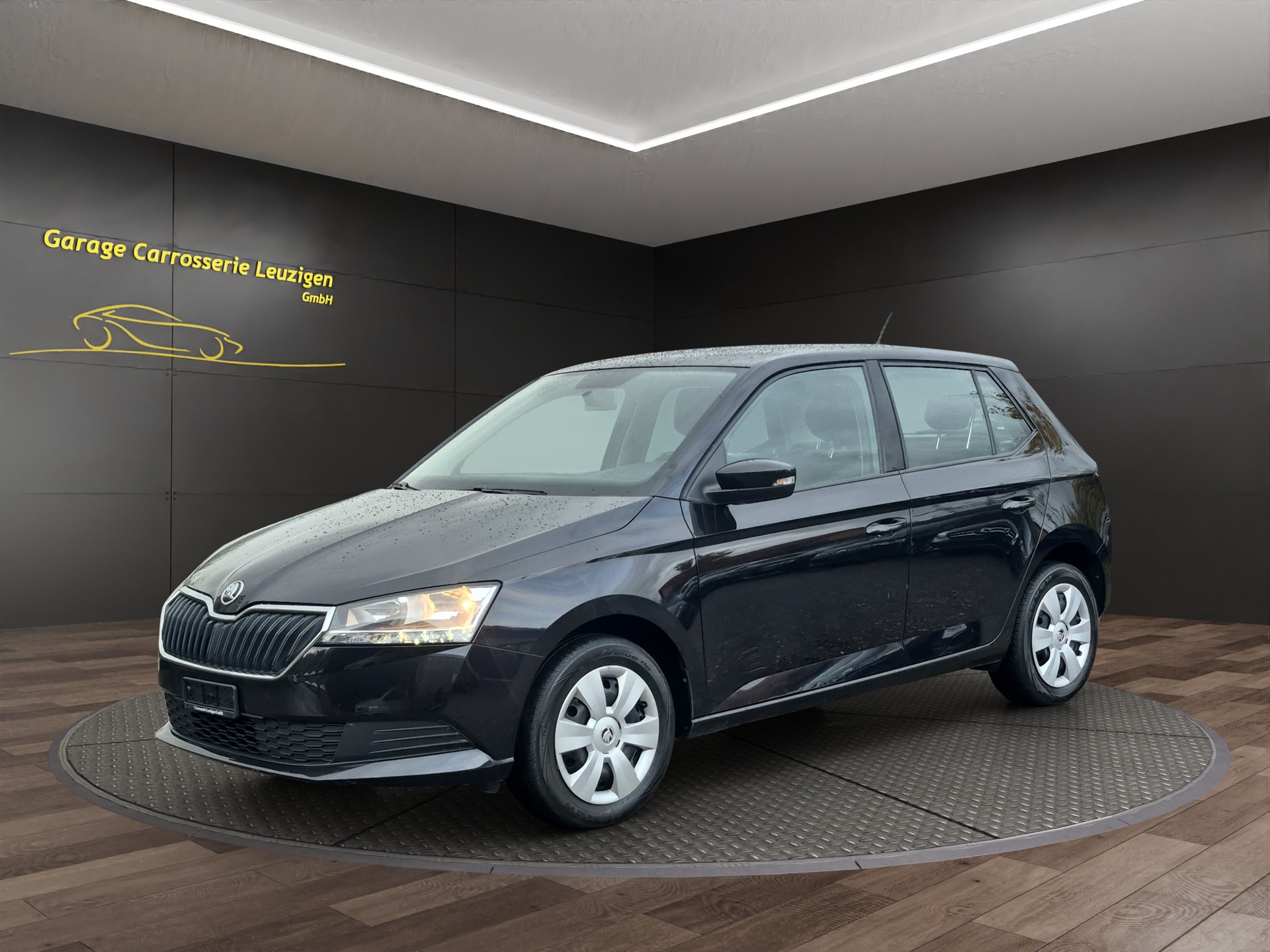 SKODA Fabia 1.0 MPI Ambition-image-1