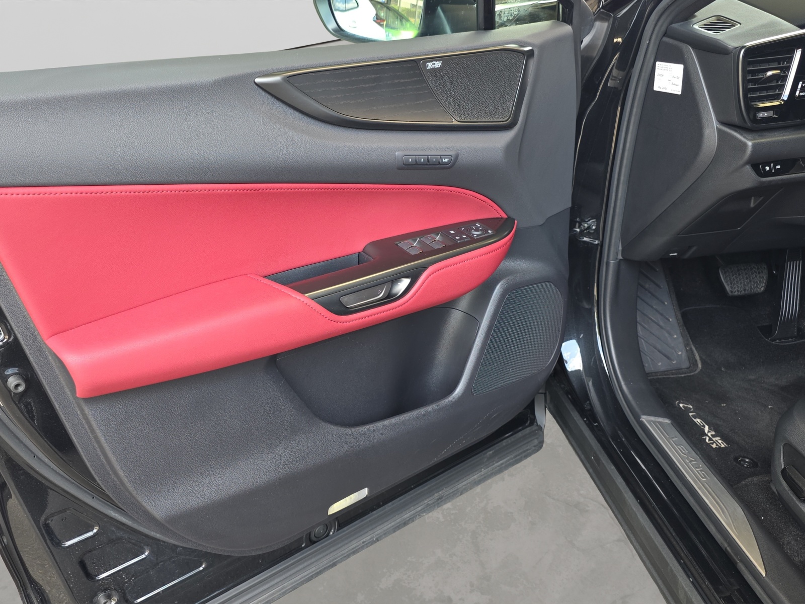 LEXUS NX 350h Excellence-image-11