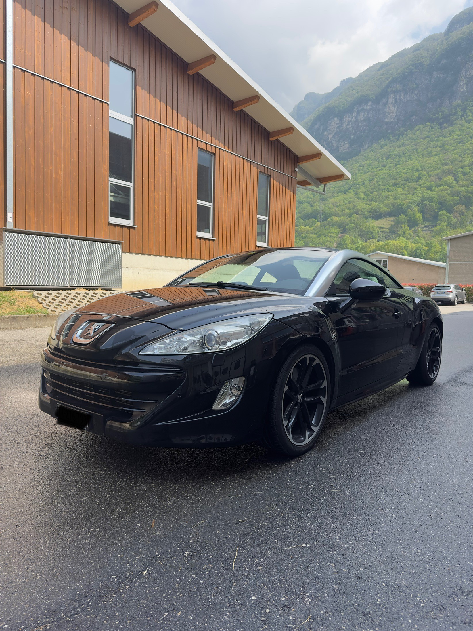PEUGEOT RCZ 1.6 Turbo-image-1