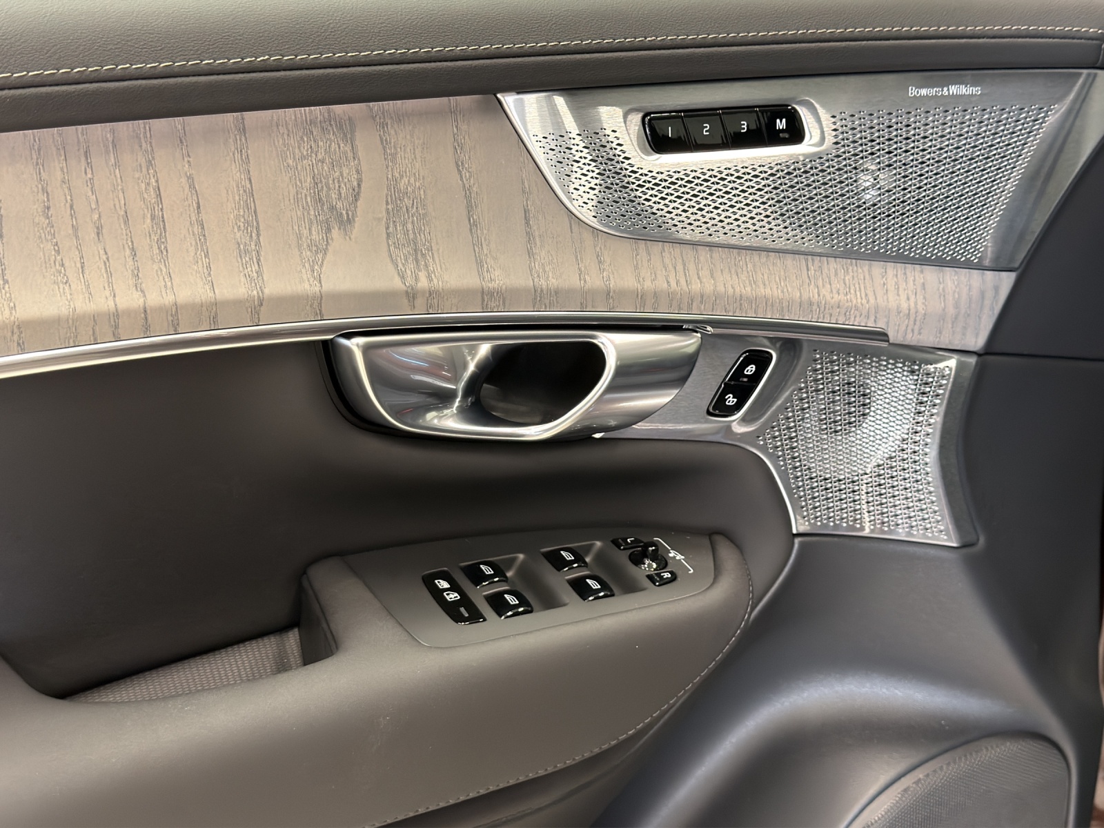 Image VOLVO XC90 XC90 2.0 T8 TE Ultra Dark eAWD