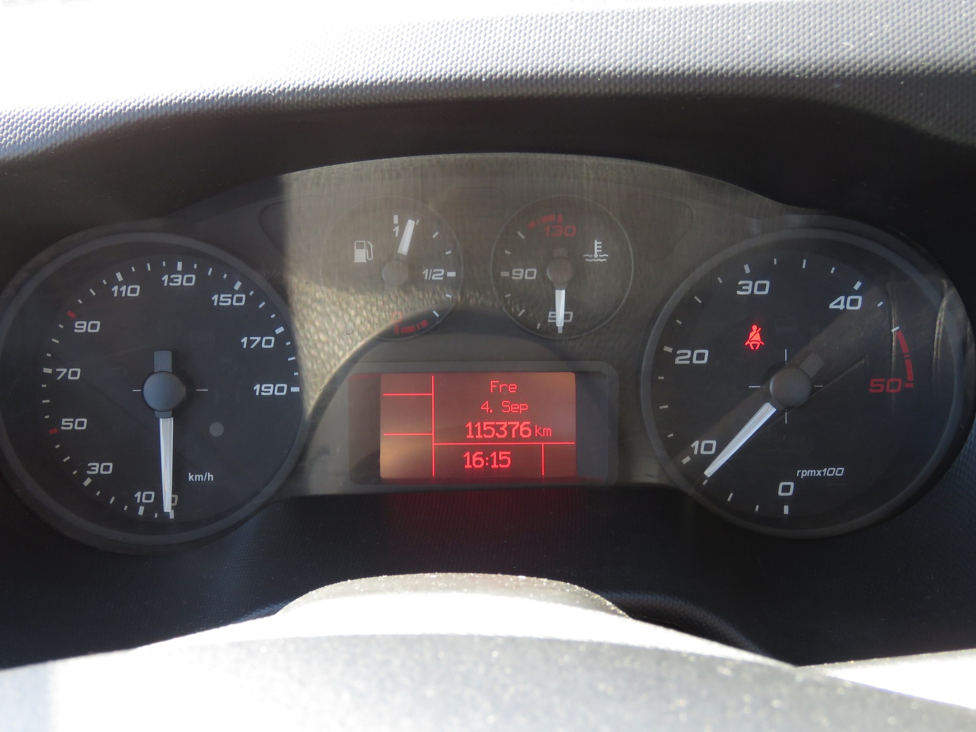 IVECO 35 C 14-image-11