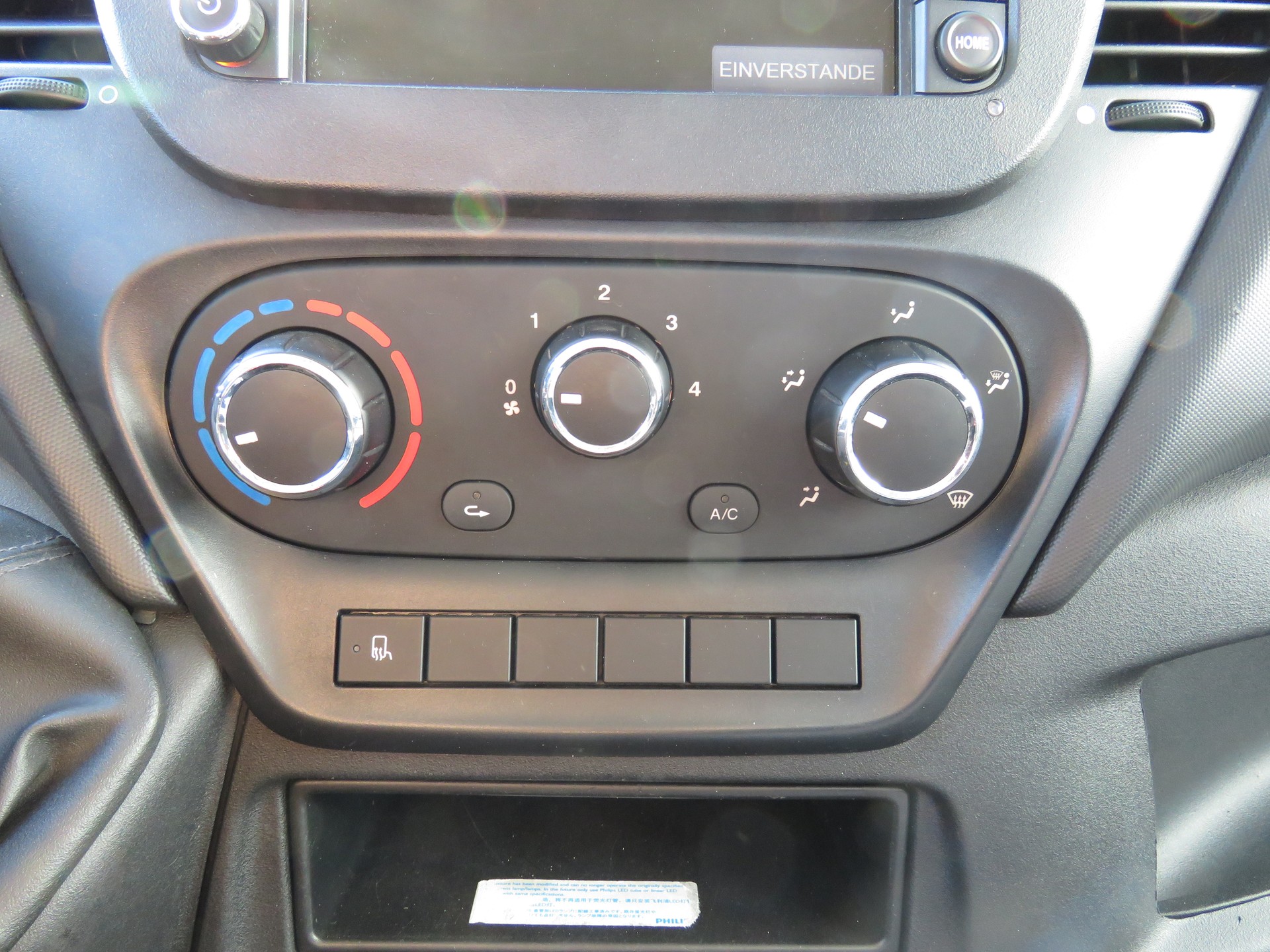 IVECO 35 C 14-image-12