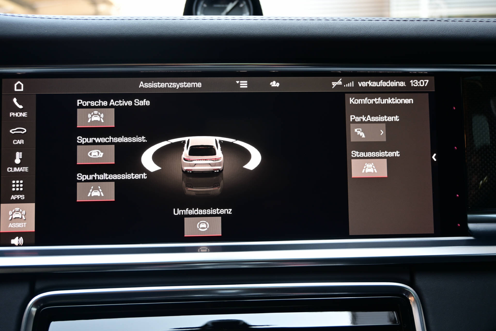 PORSCHE Panamera Sport Turismo 4.0 V8 GTS *CH-Auto*Carbon Interieur*Panoramadach*-image-12