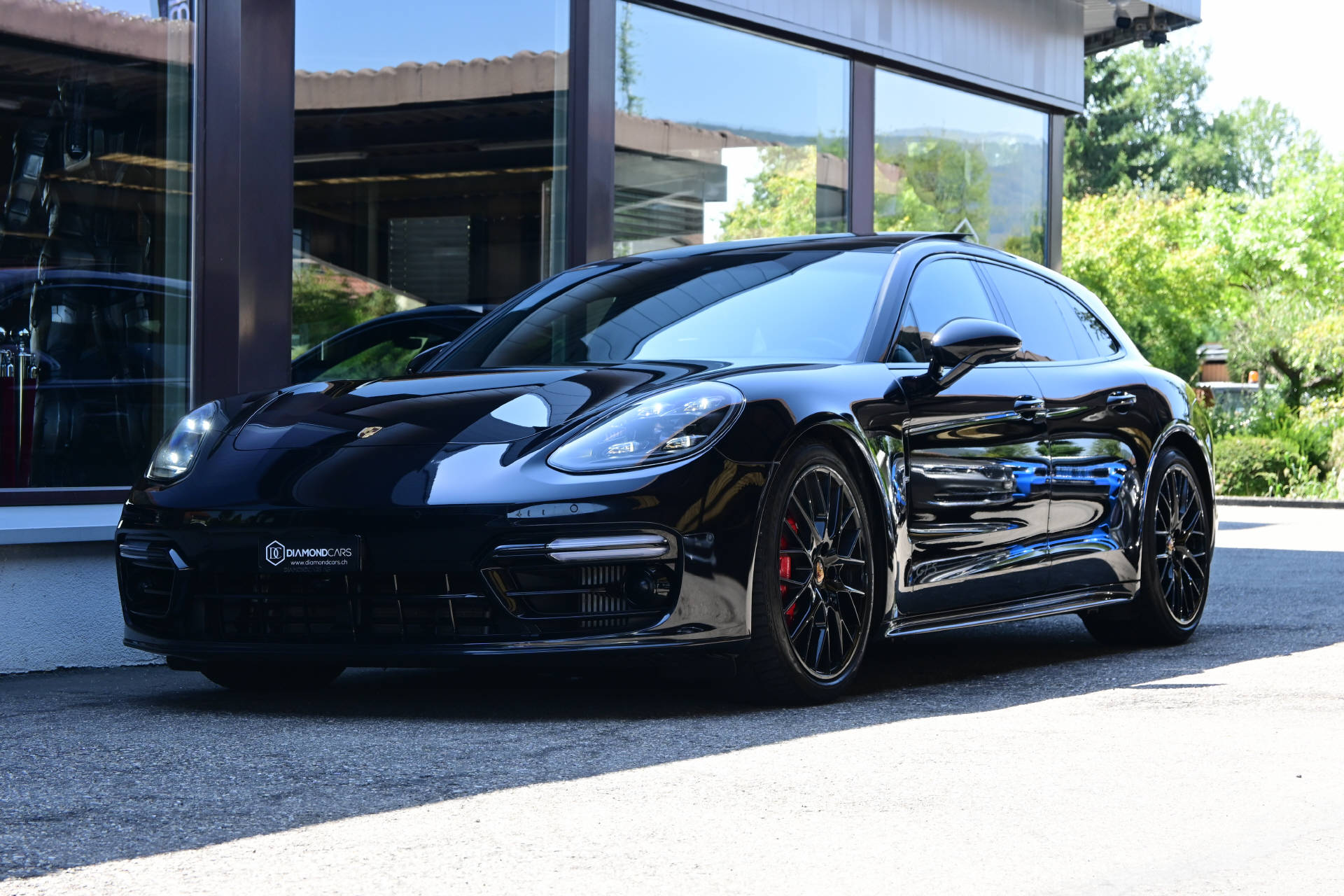 PORSCHE Panamera Sport Turismo 4.0 V8 GTS *CH-Auto*Carbon Interieur*Panoramadach*