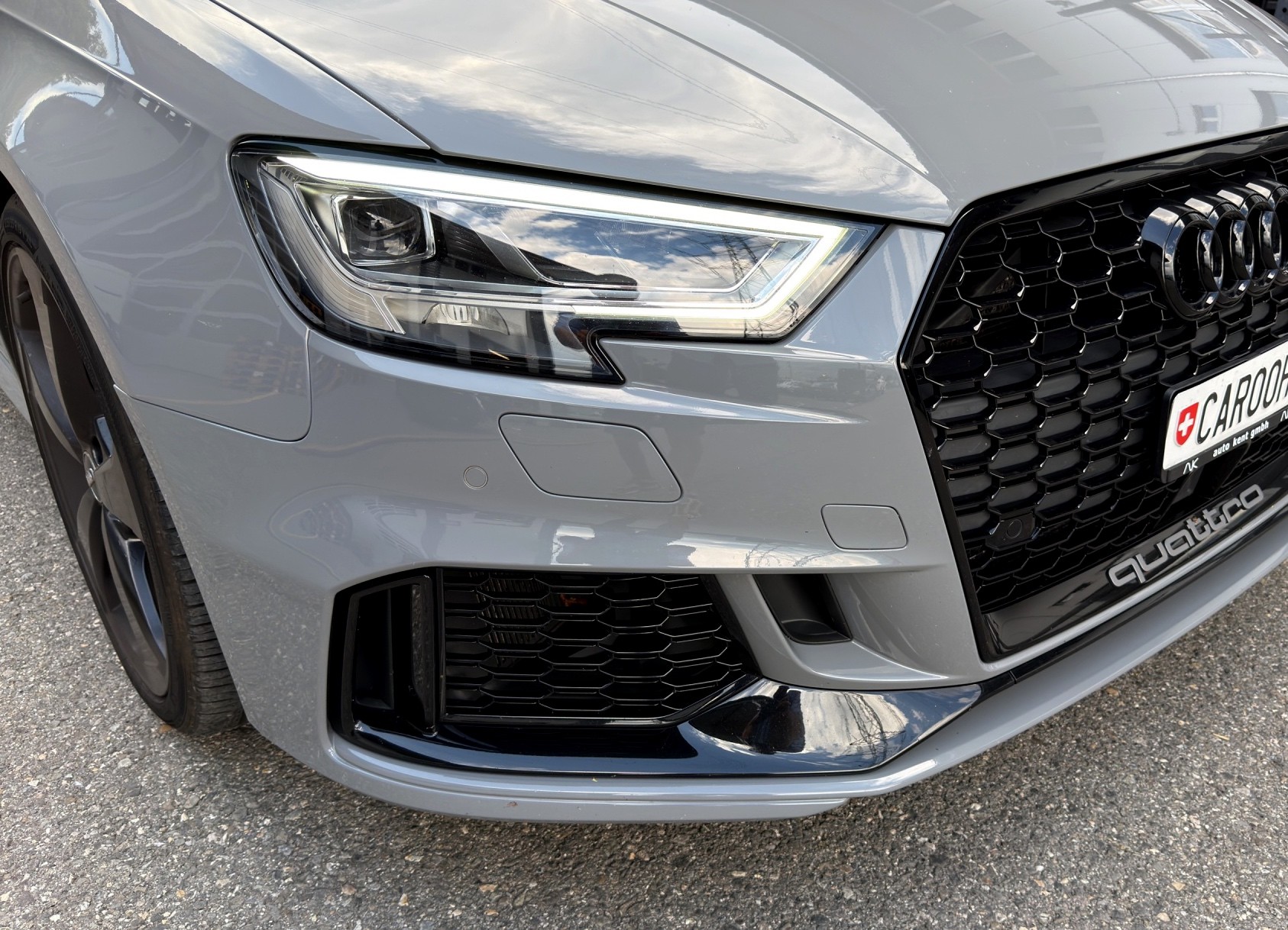 AUDI RS3 Sportback 2.5 TSI quattro S-tronic-image-28