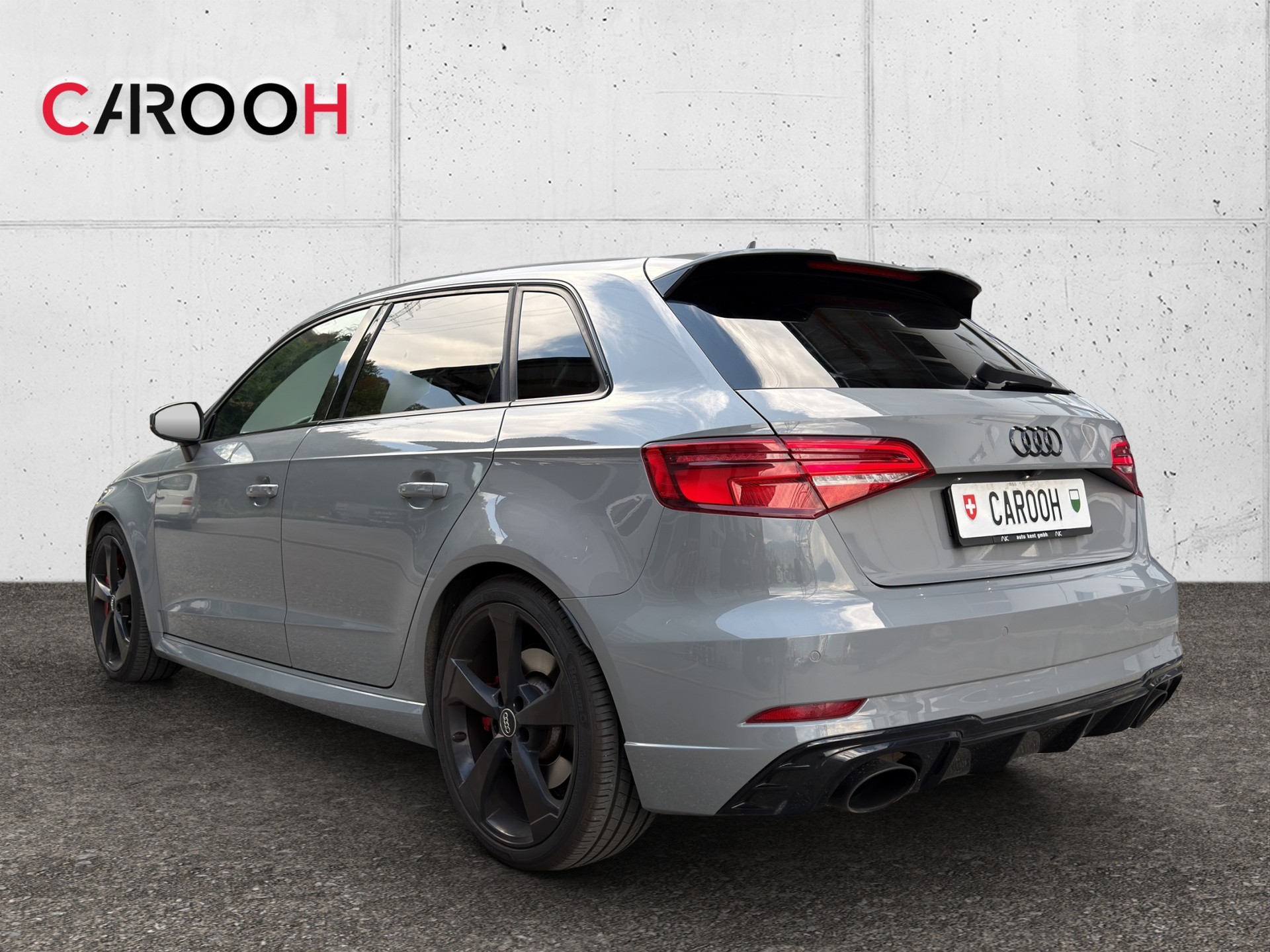 AUDI RS3 Sportback 2.5 TSI quattro S-tronic-image-4