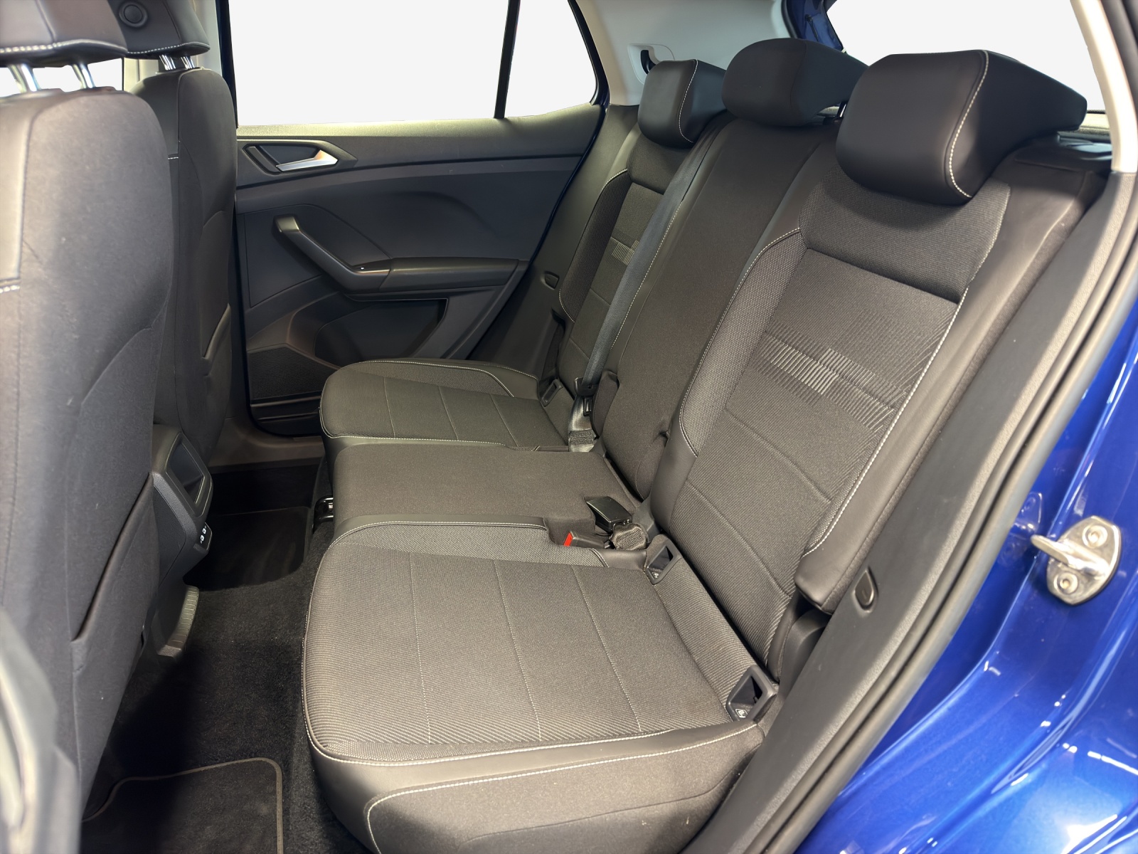 VW T-Cross 1.0 TSI Life Limited DSG-image-11