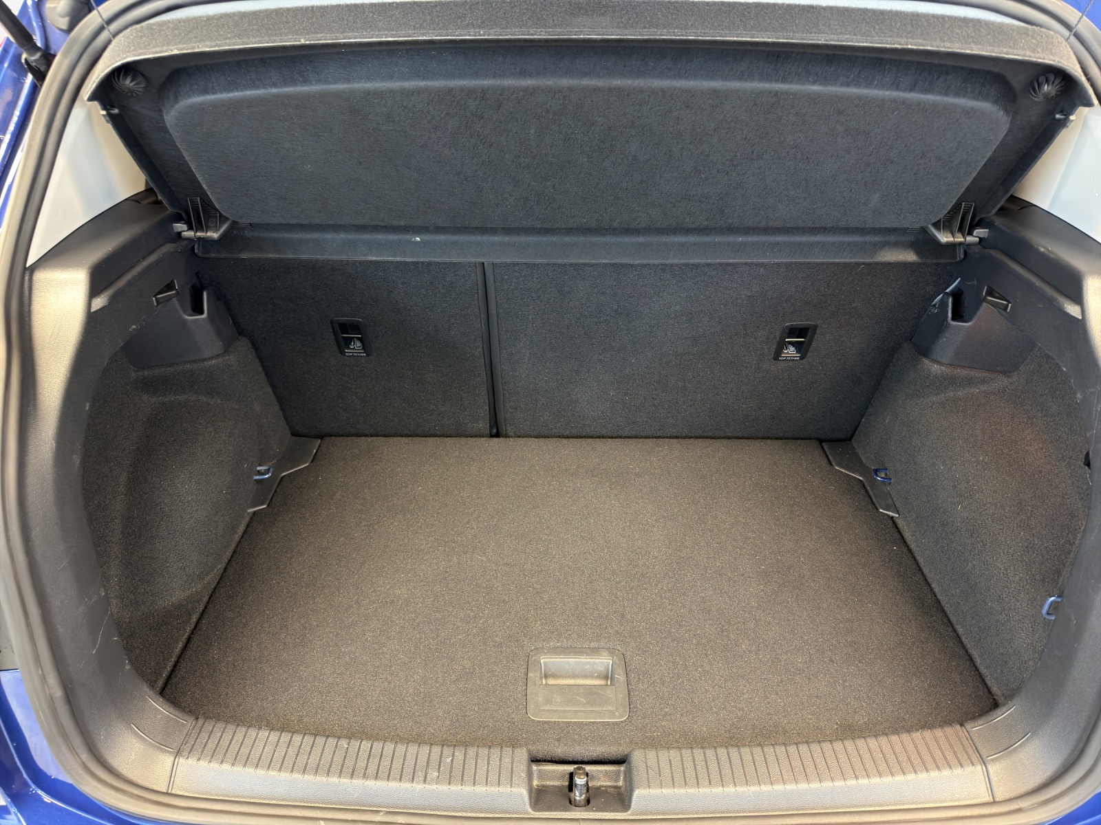 VW T-Cross 1.0 TSI Life Limited DSG-image-12
