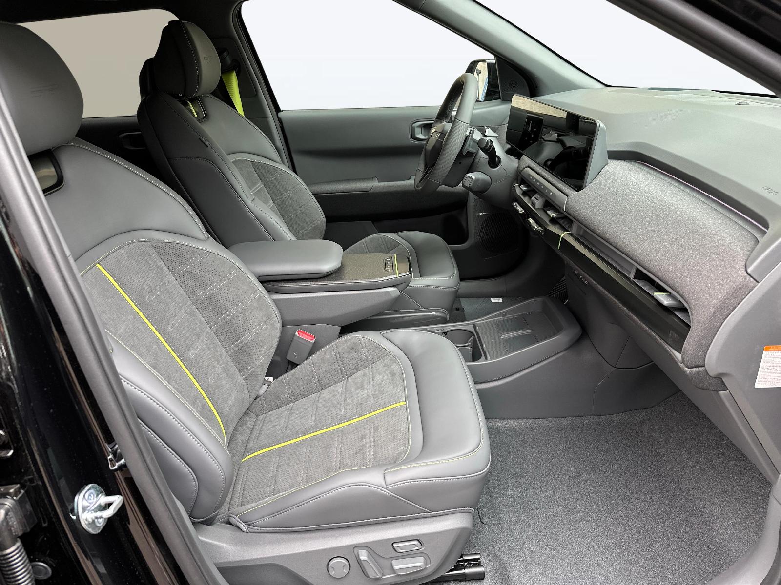 KIA EV3 81 kWh GT 4x4-image-9