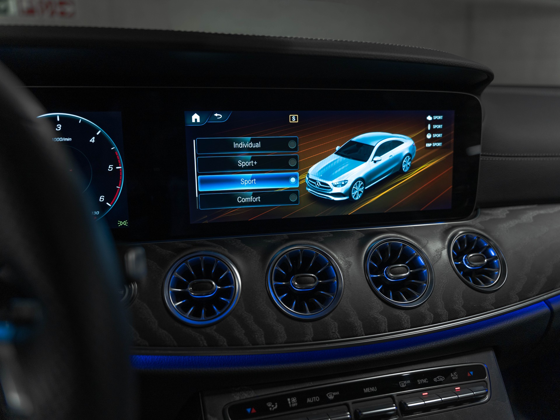 MERCEDES-BENZ E 400 d Coupé 4Matic AMG Line 9G-Tronic-image-24
