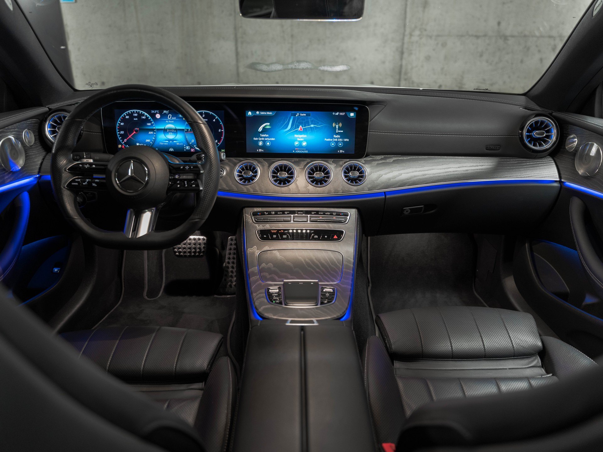 MERCEDES-BENZ E 400 d Coupé 4Matic AMG Line 9G-Tronic-image-14