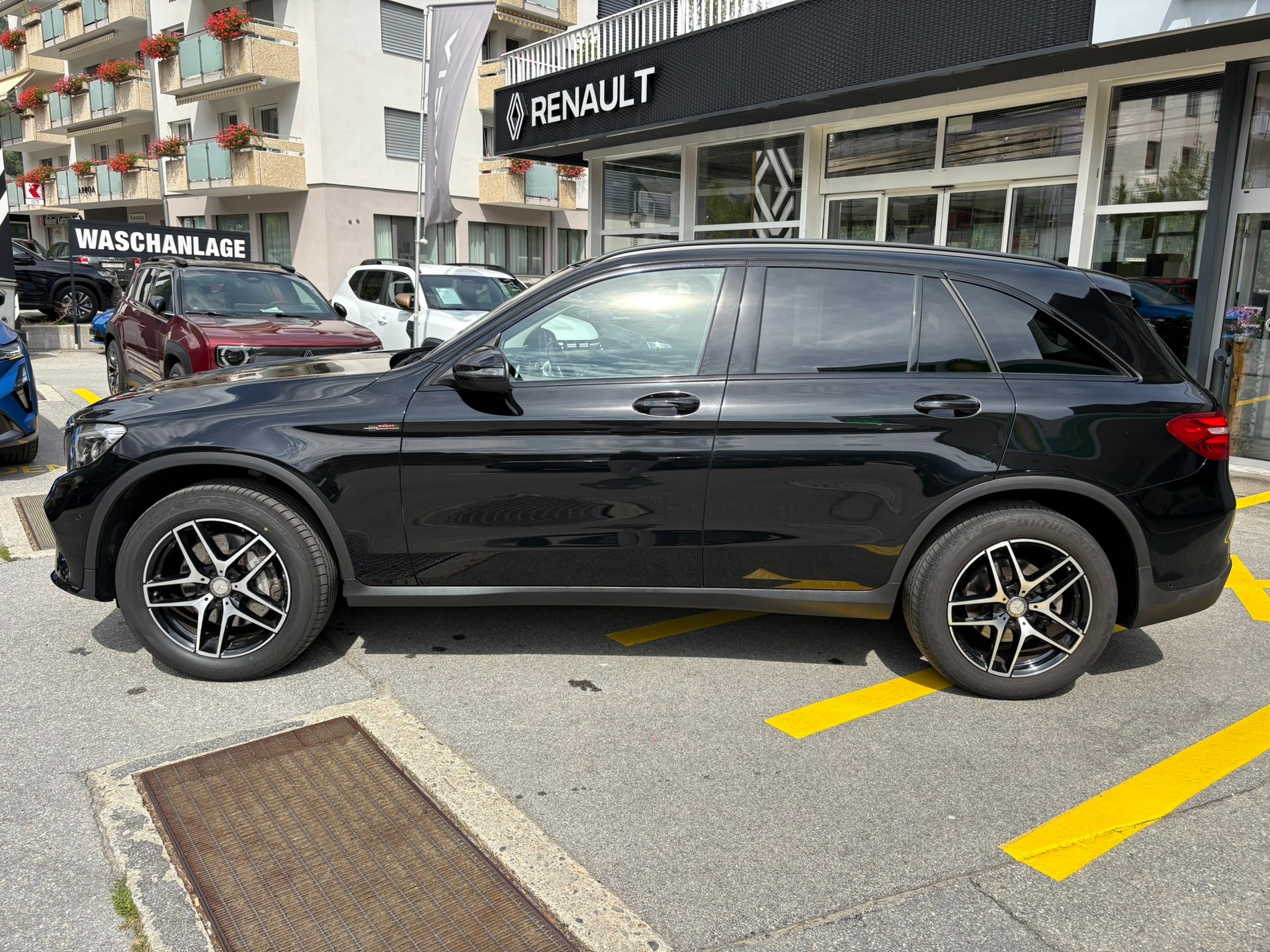 MERCEDES-BENZ GLC 250 d AMG Line 4Matic-image-7