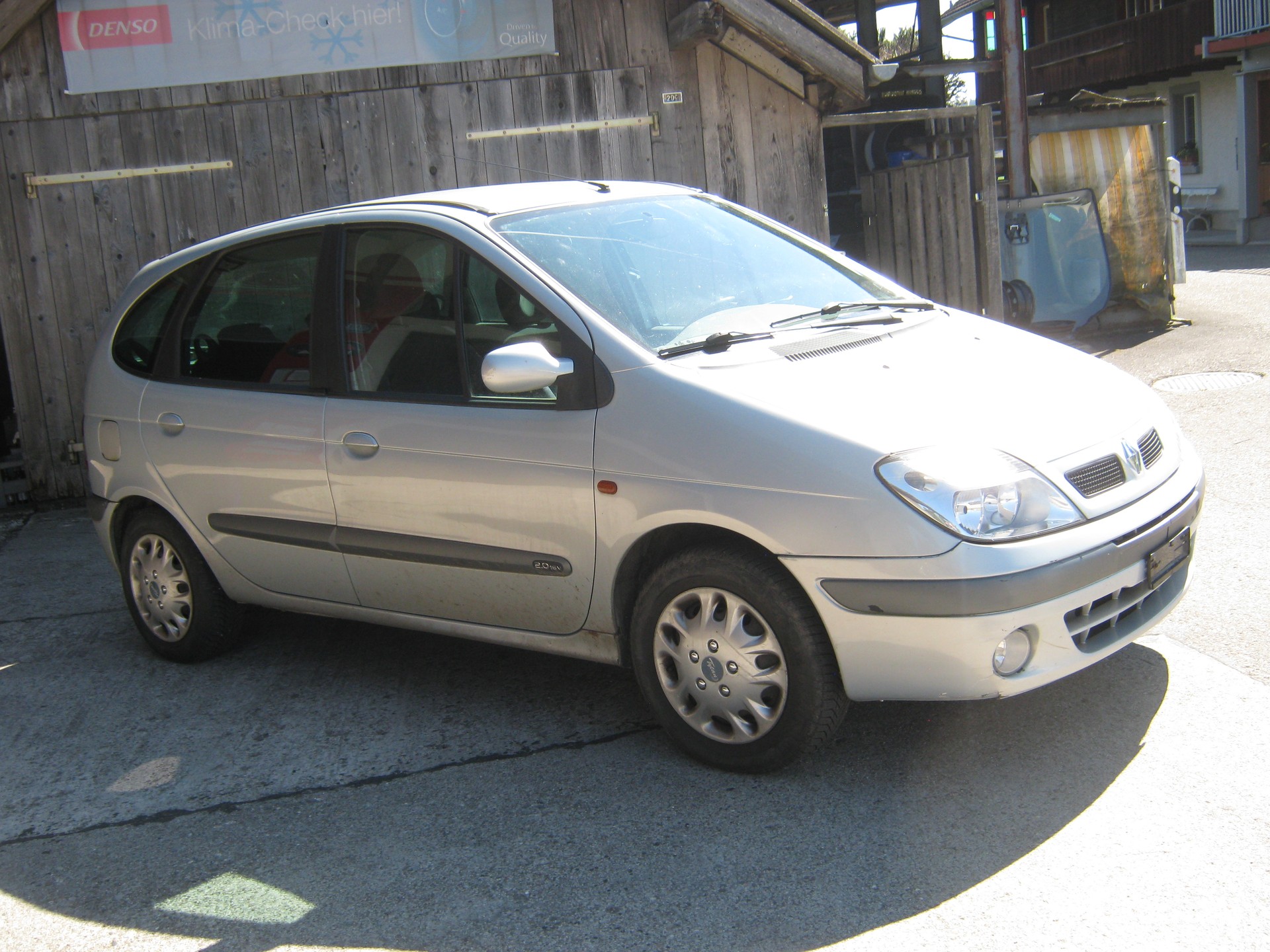 RENAULT Scénic 2.0 16V Expression-image-7