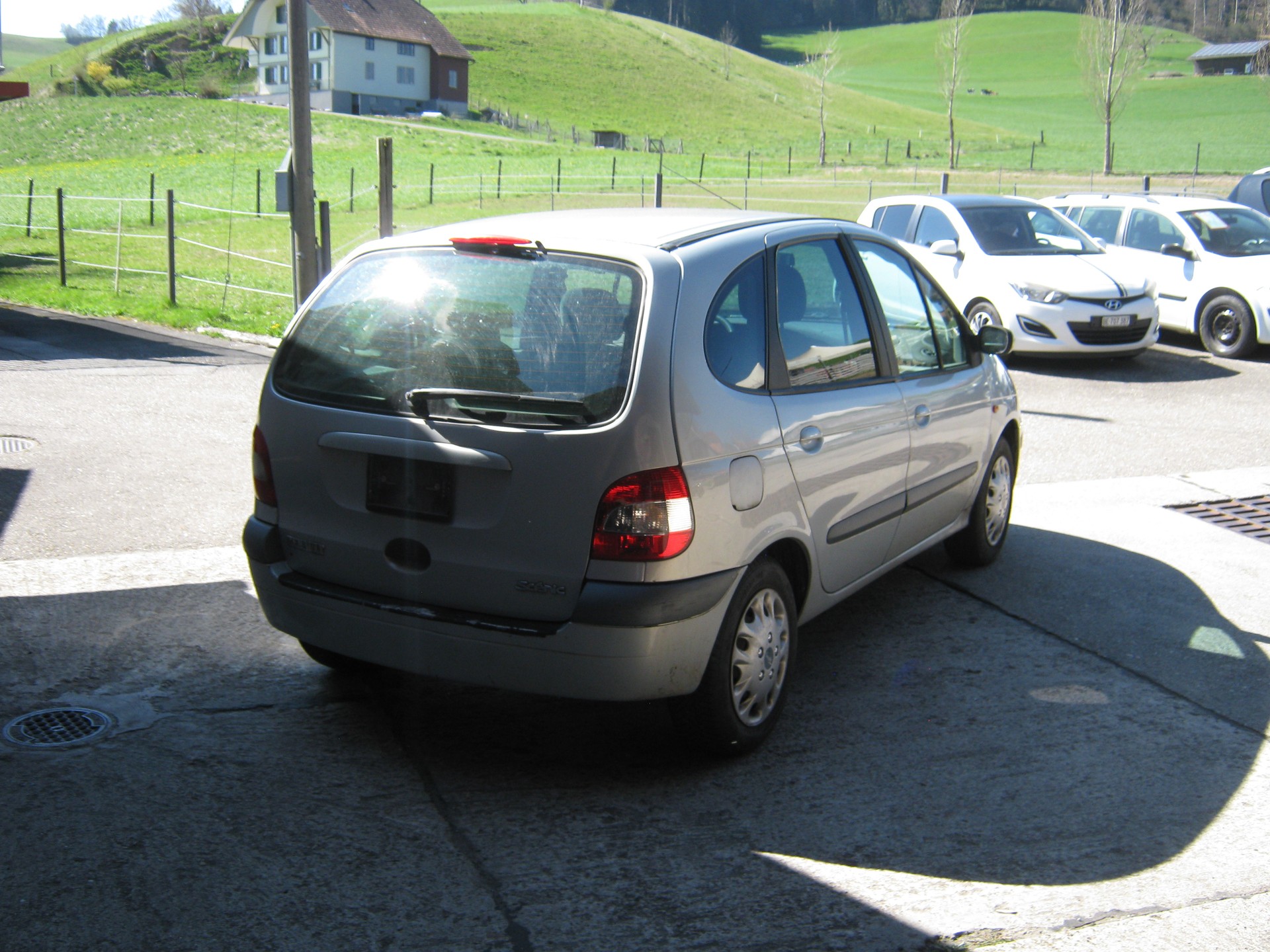RENAULT Scénic 2.0 16V Expression-image-2