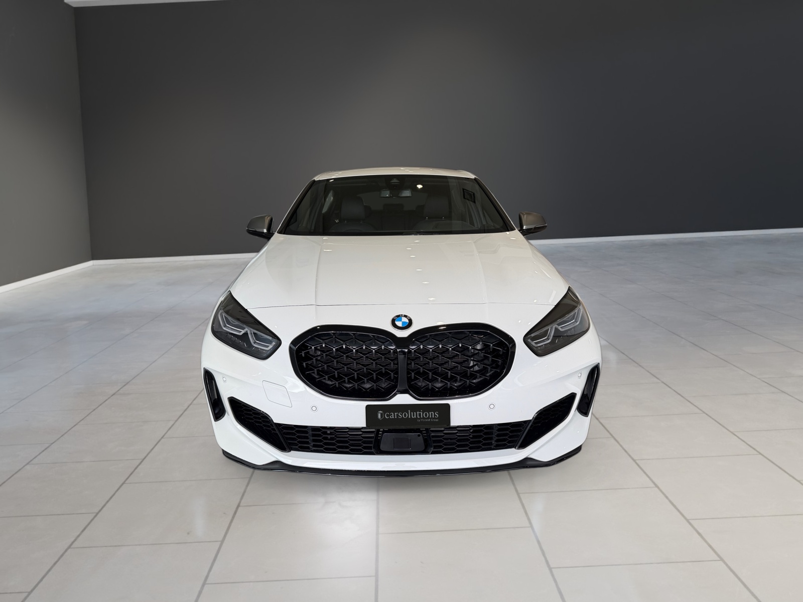 BMW M135i xDrive M Sport Pro Steptronic-image-7