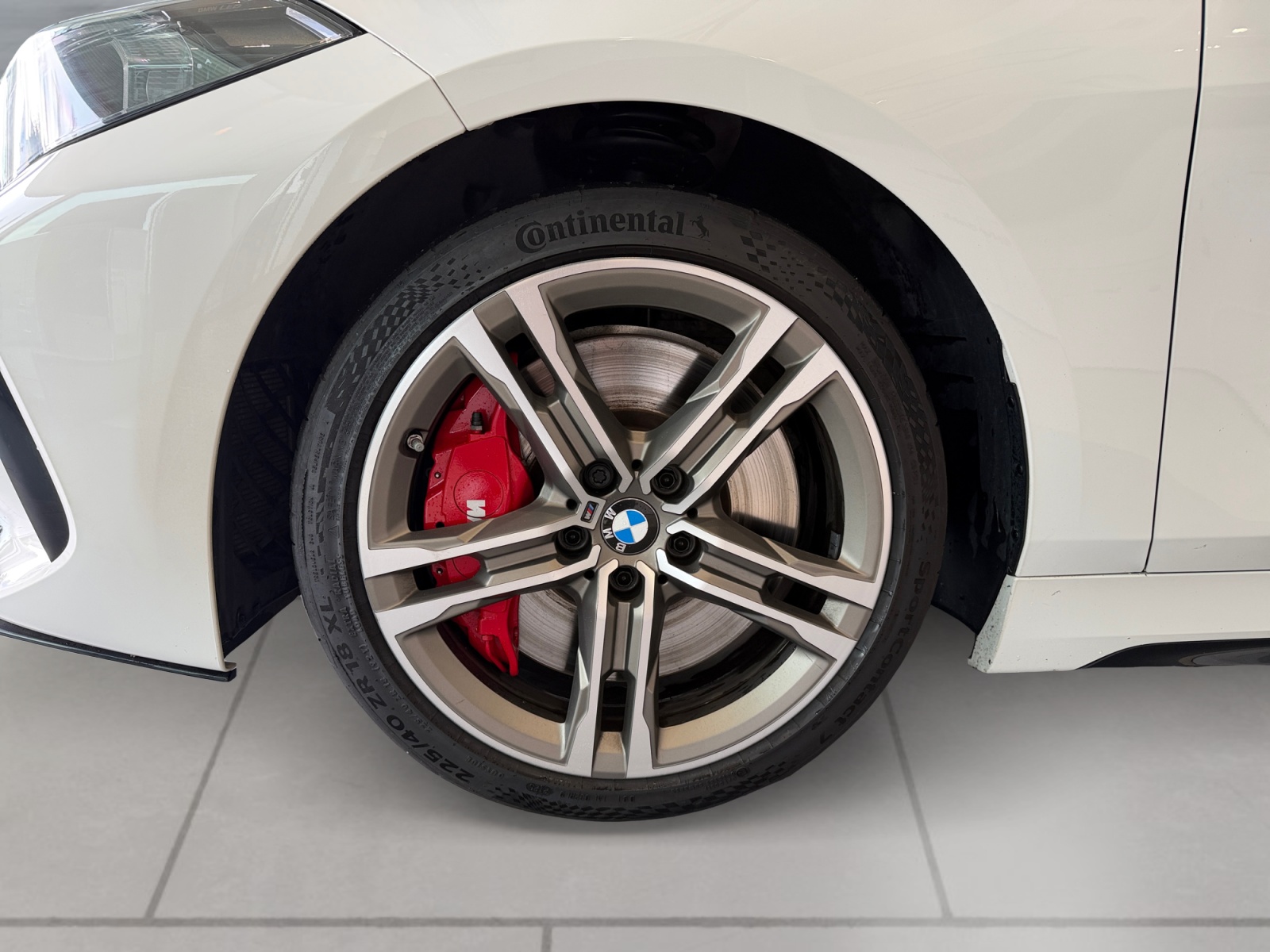 BMW M135i xDrive M Sport Pro Steptronic-image-8