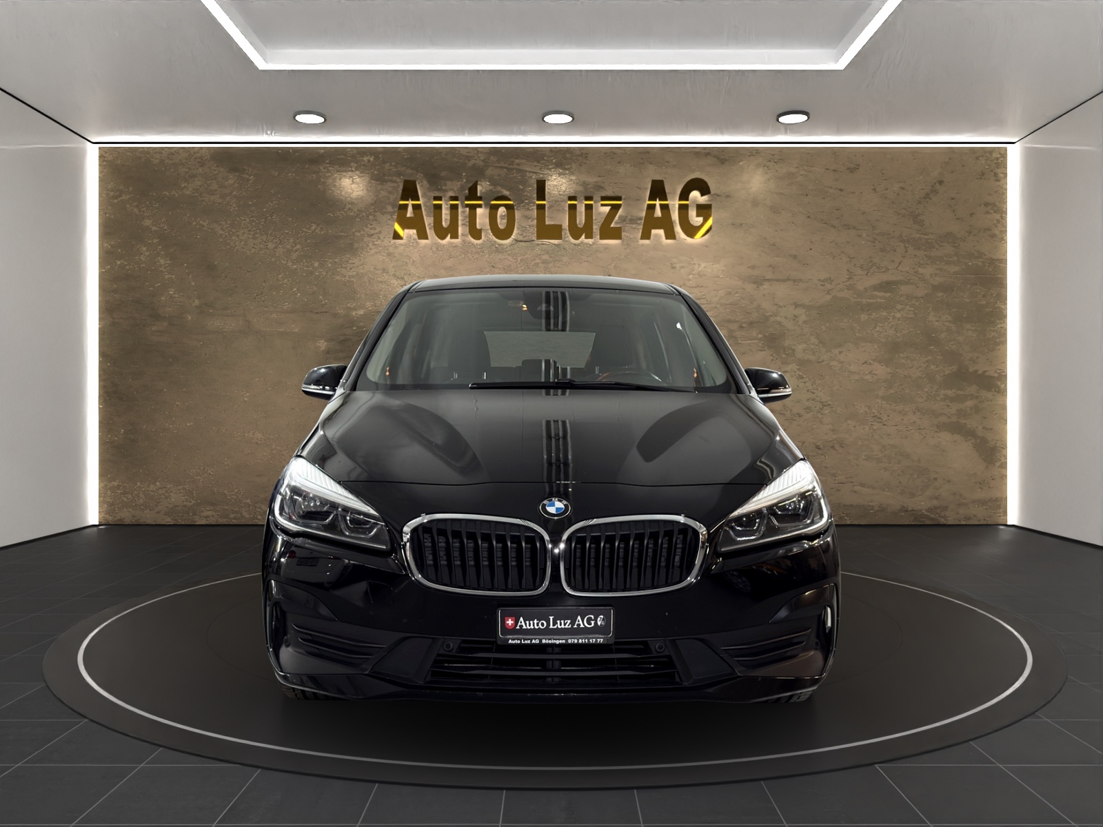 BMW 218d Gran Tourer Steptronic-showroom-element-1