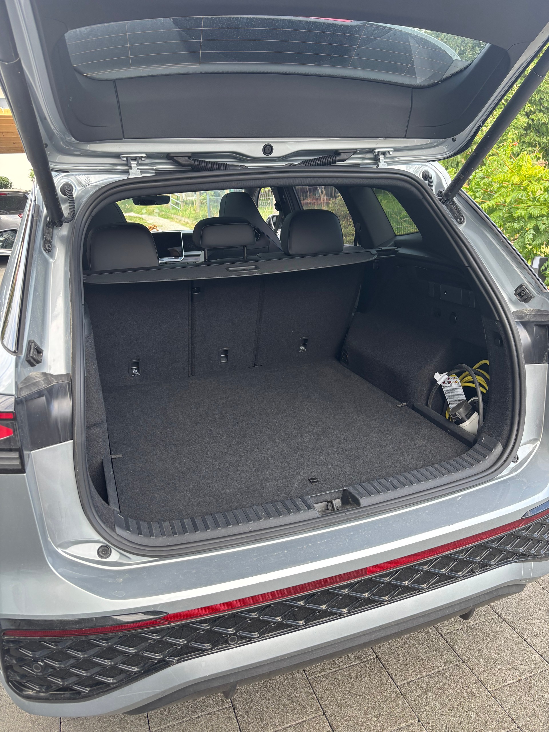 VW Tayron eHybrid 272 PS - Panodach, Black Style, 20", 10’700 km-image-4