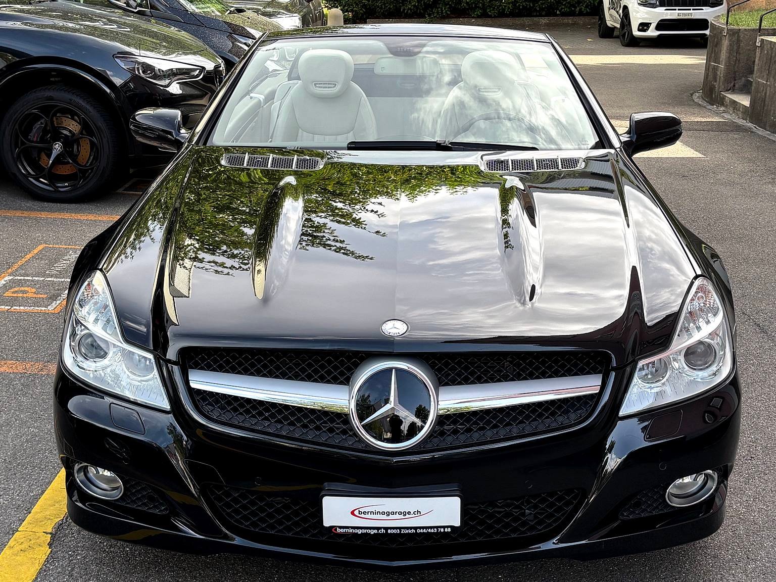 MERCEDES-BENZ SL 500 7G-Tronic-showroom-element-1