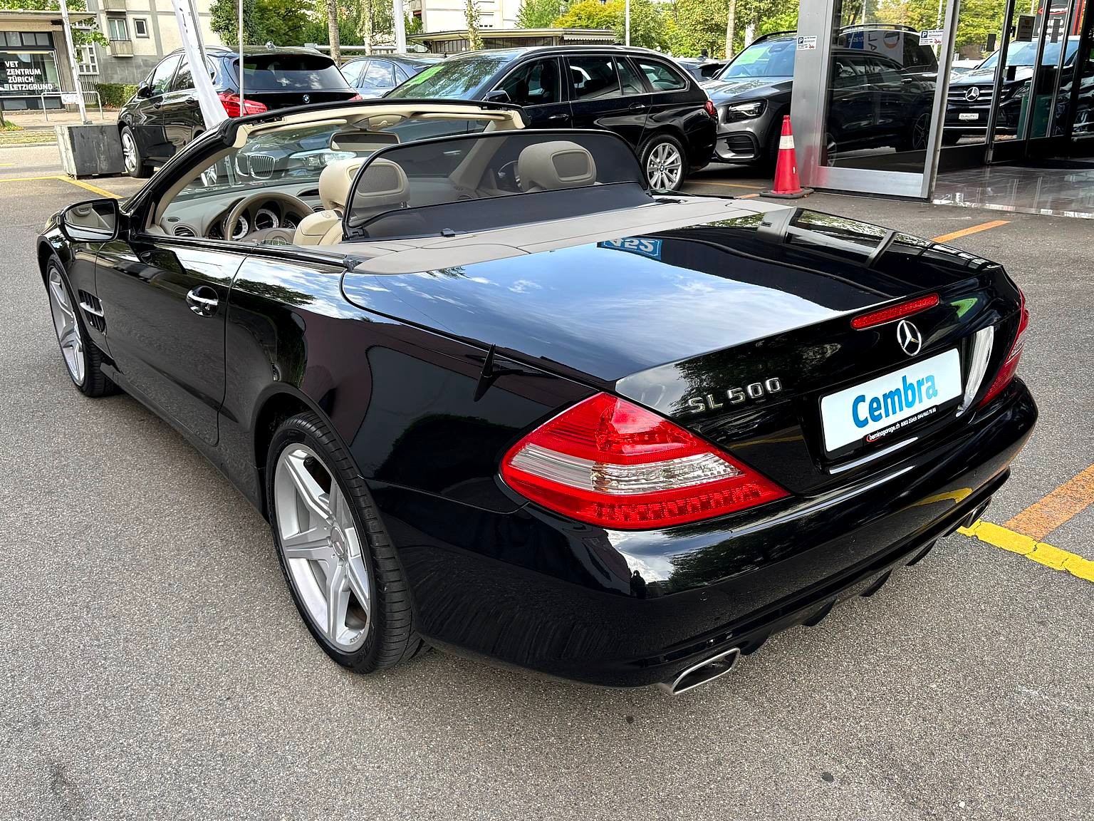 MERCEDES-BENZ SL 500 7G-Tronic-showroom-element-3