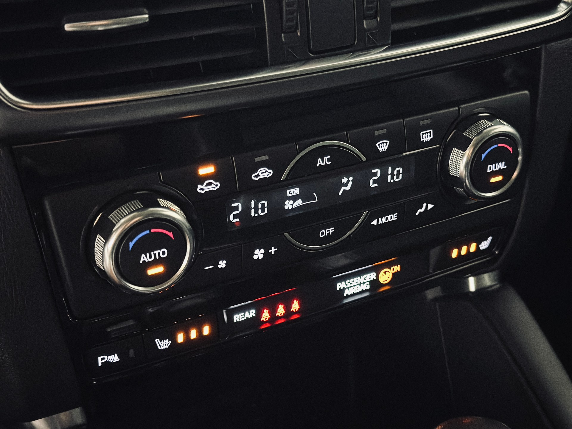 MAZDA CX-5 2.5 Revolution AWD Automat-image-13