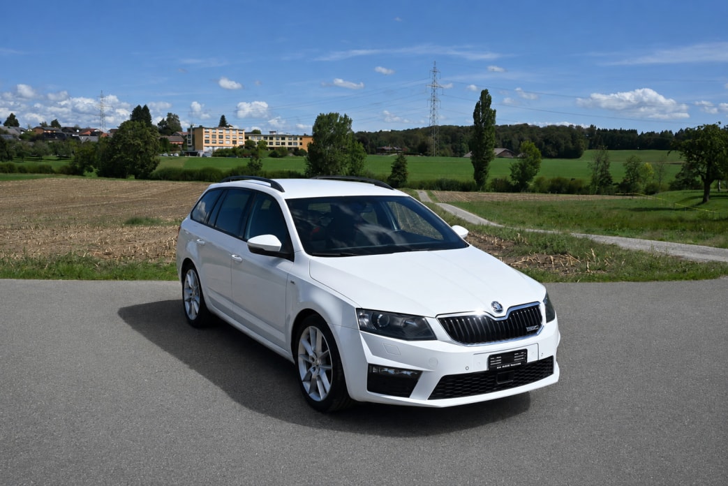 SKODA Octavia Combi 2.0 TDI RS 4x4 DSG-image-1