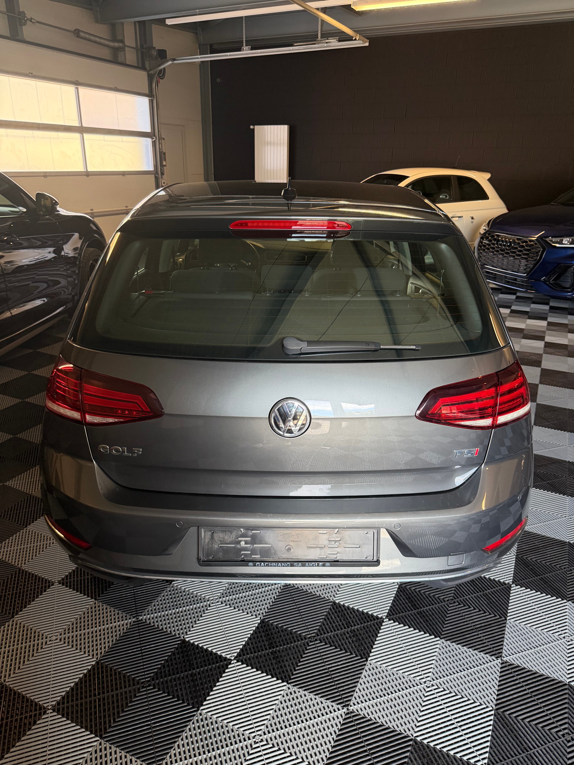 VW Golf 1.4 TSI Highline DSG-image-3