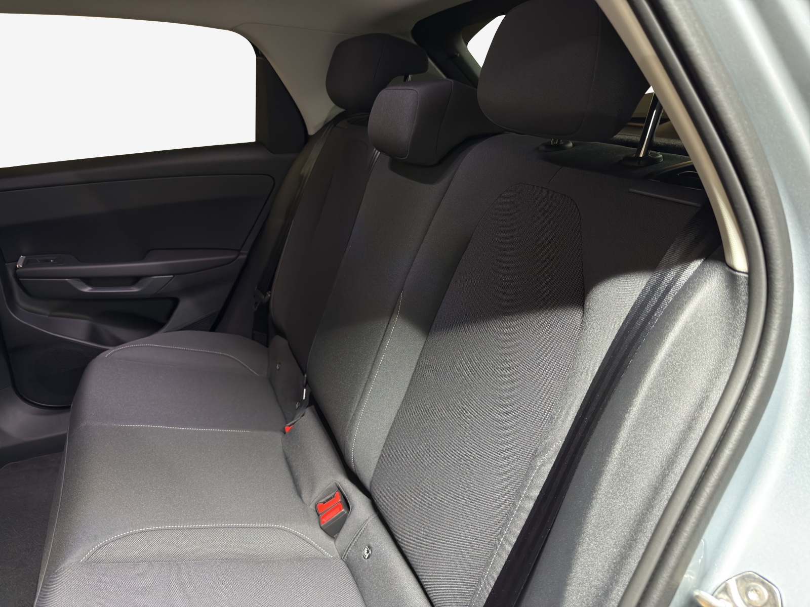 VW ID.Polo 52 kWh Life Edition One-image-11