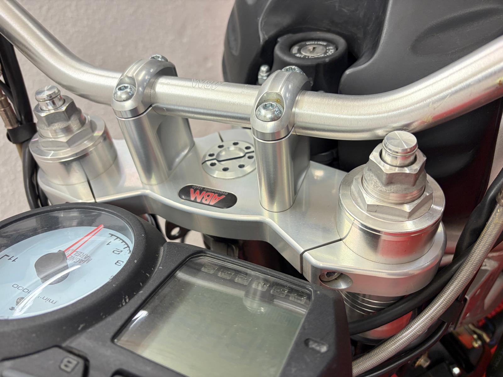 DUCATI ST3 Café Racer-image-9
