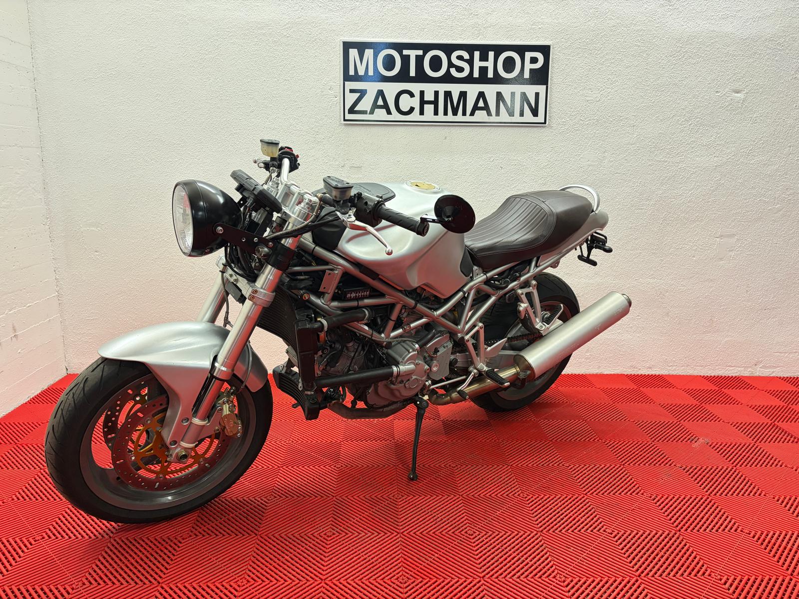 DUCATI ST3 Café Racer-showroom-element-2