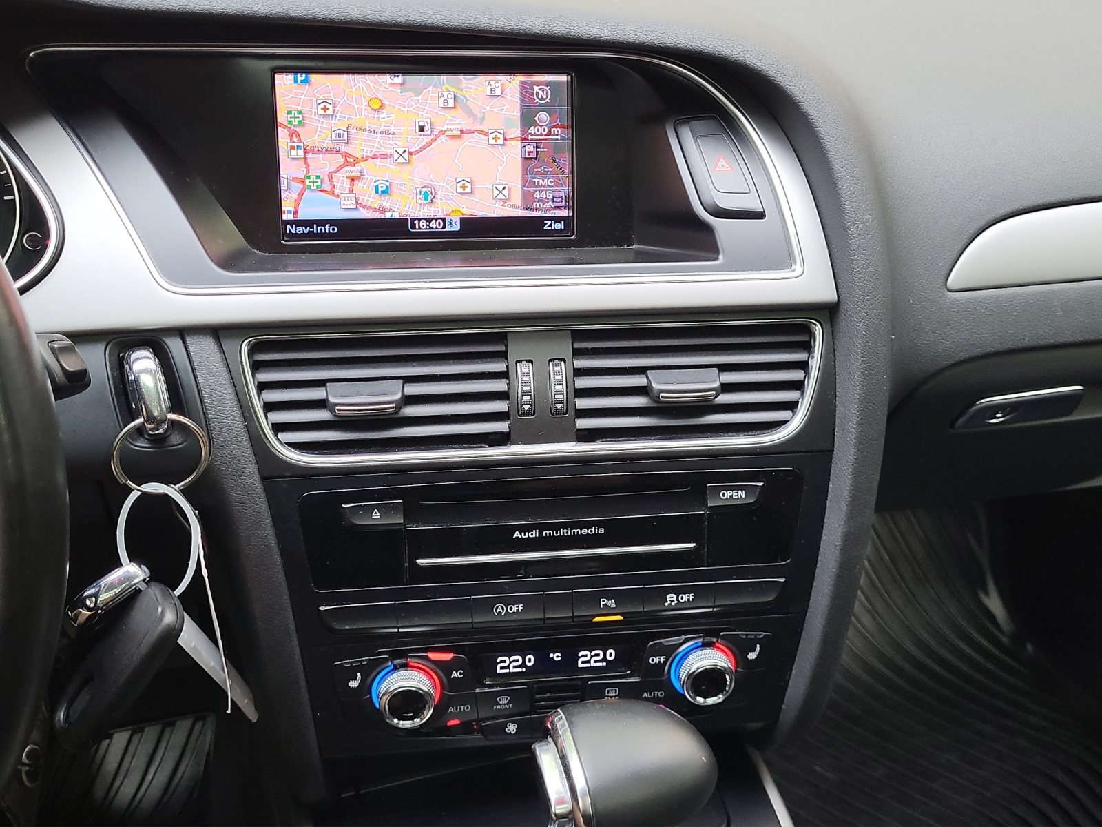 AUDI A4 Avant 2.0TDI 177PS Automat-image-15