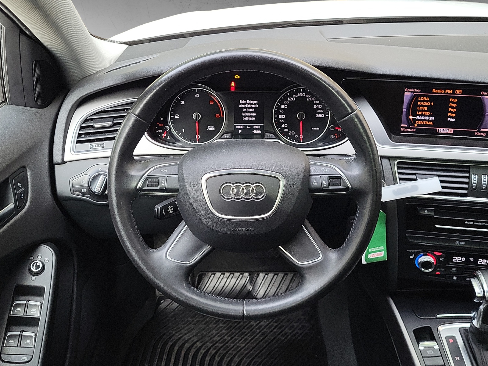 AUDI A4 Avant 2.0TDI 177PS Automat-image-12