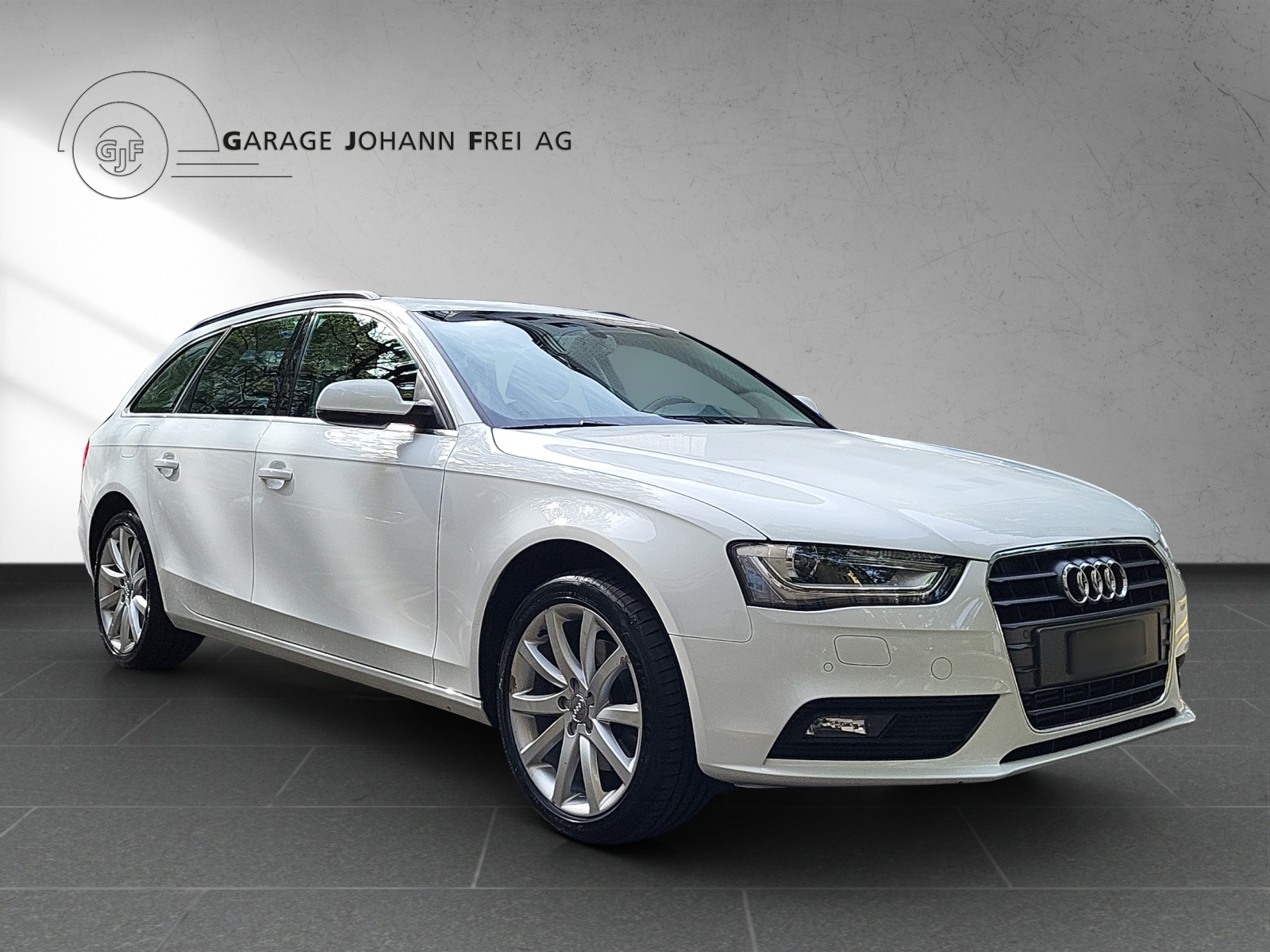 AUDI A4 Avant 2.0TDI 177PS Automat-image-7