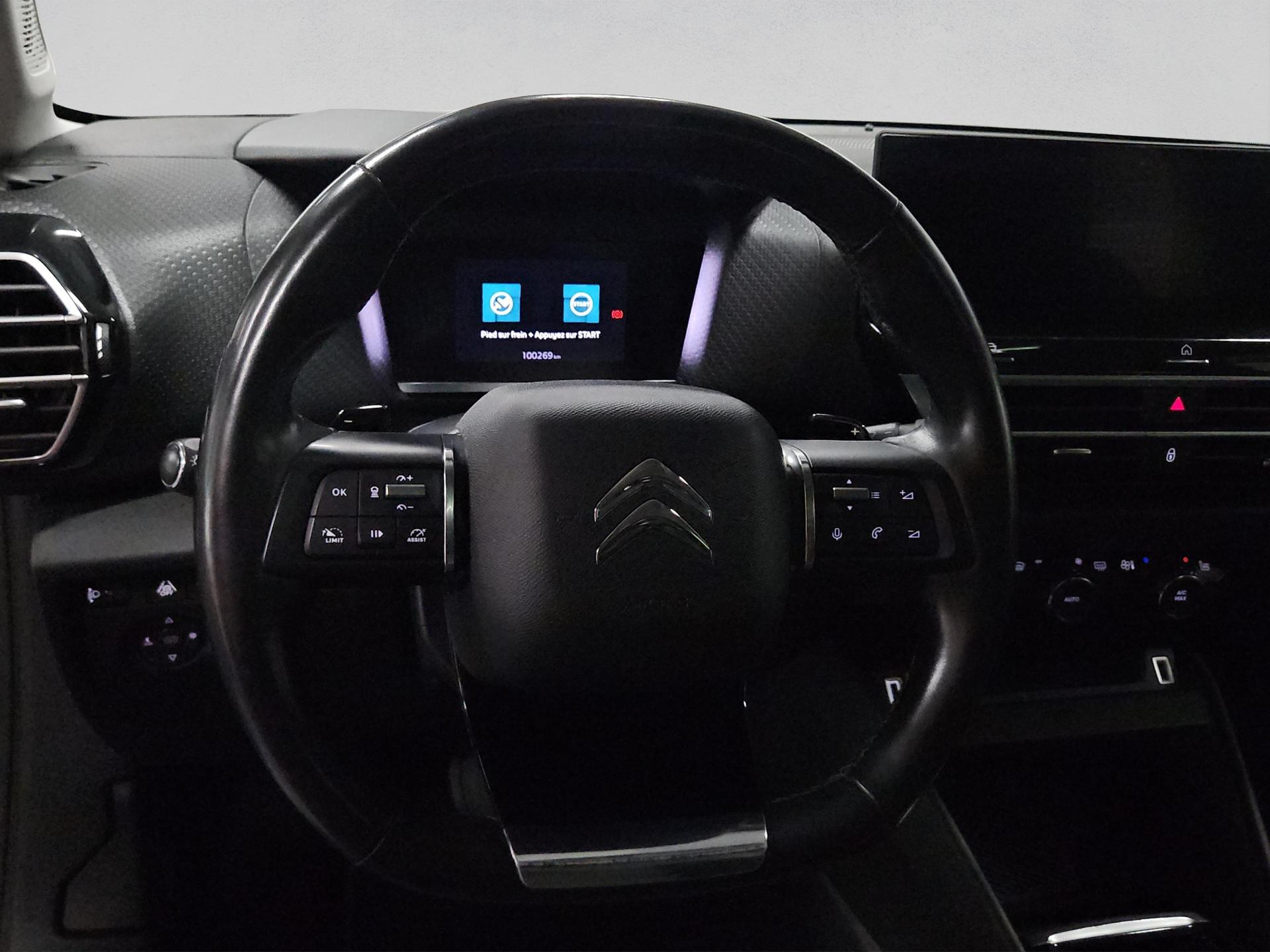 CITROEN C4 1.2 Pure Tech Shine EAT8-image-9