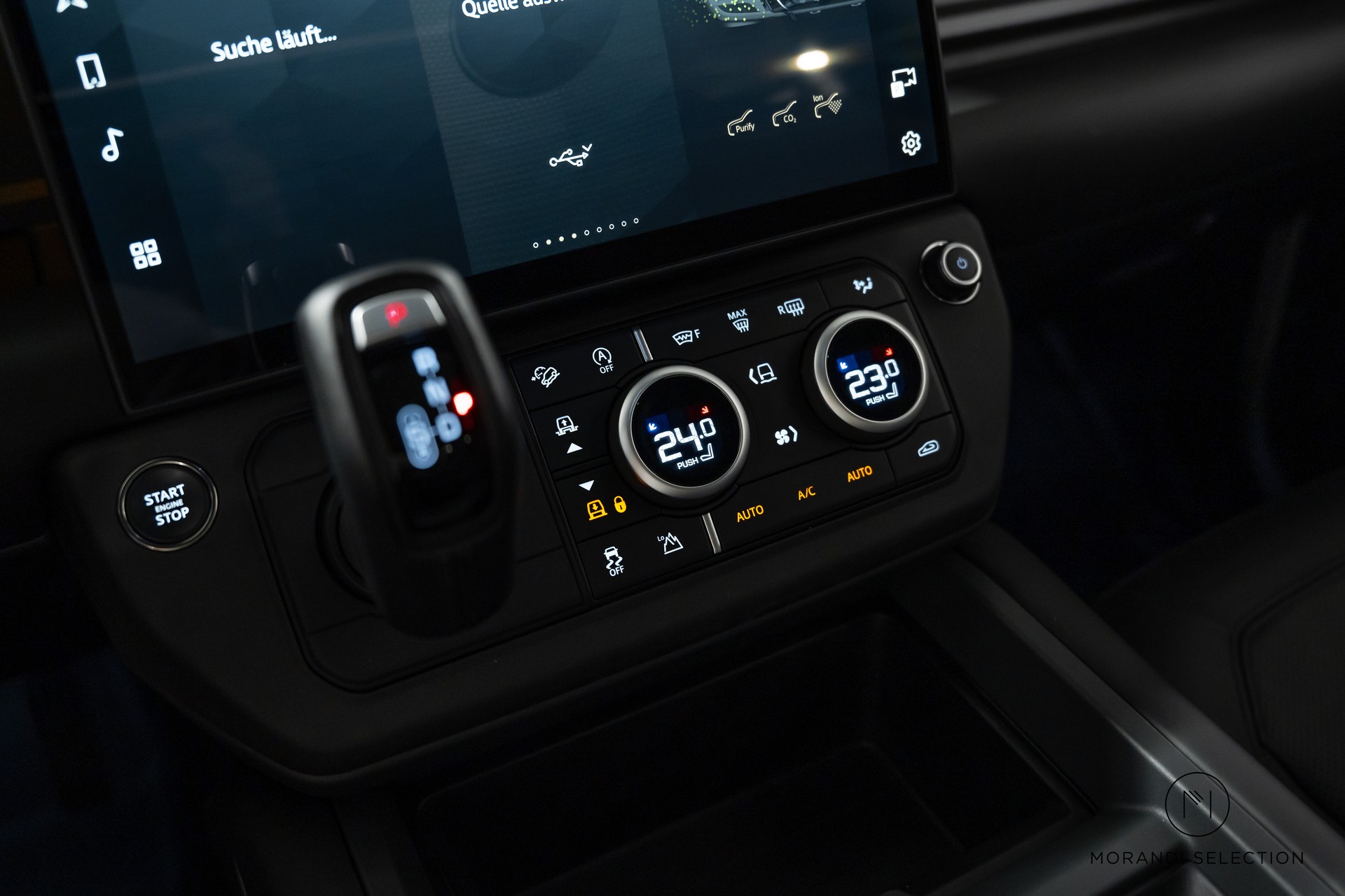 LAND ROVER Defender 110 3.0 D I6 350 X-Dynamic HSE-image-27