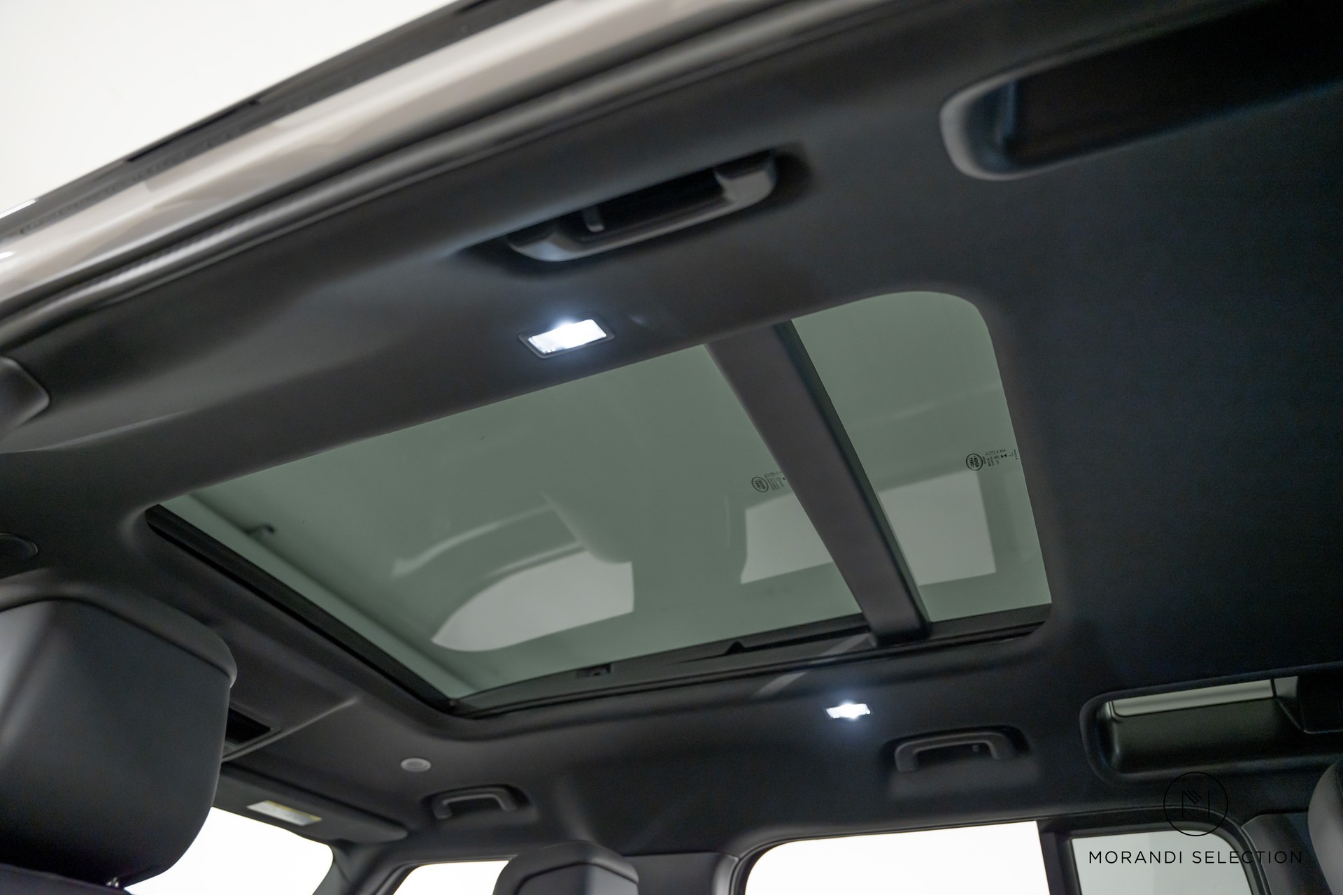 LAND ROVER Defender 110 3.0 D I6 350 X-Dynamic HSE-image-20