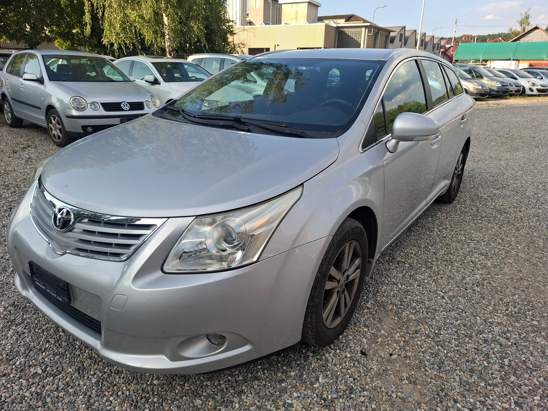 TOYOTA Avensis Sportswagon 2.0 Linea Luna-image-0