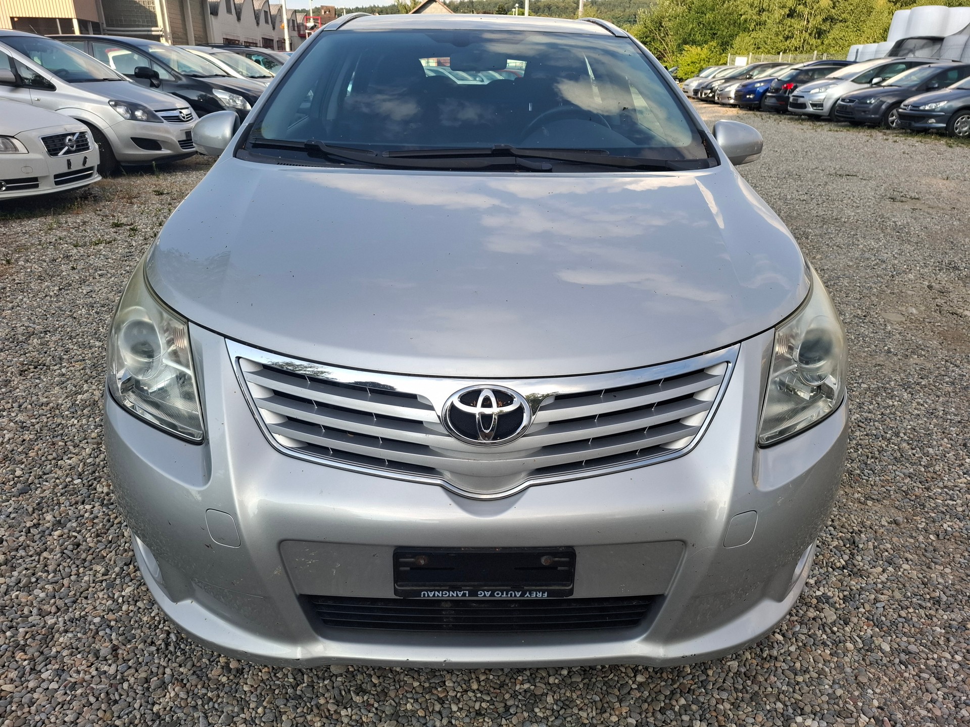 TOYOTA Avensis Sportswagon 2.0 Linea Luna-image-2