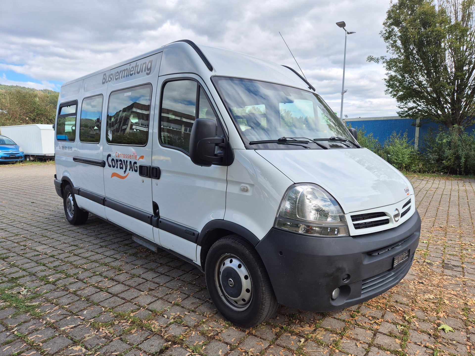 NISSAN INTERSTAR-image-1