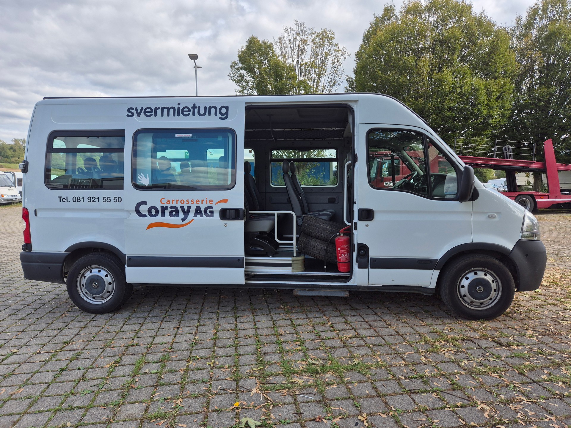 NISSAN INTERSTAR-image-5