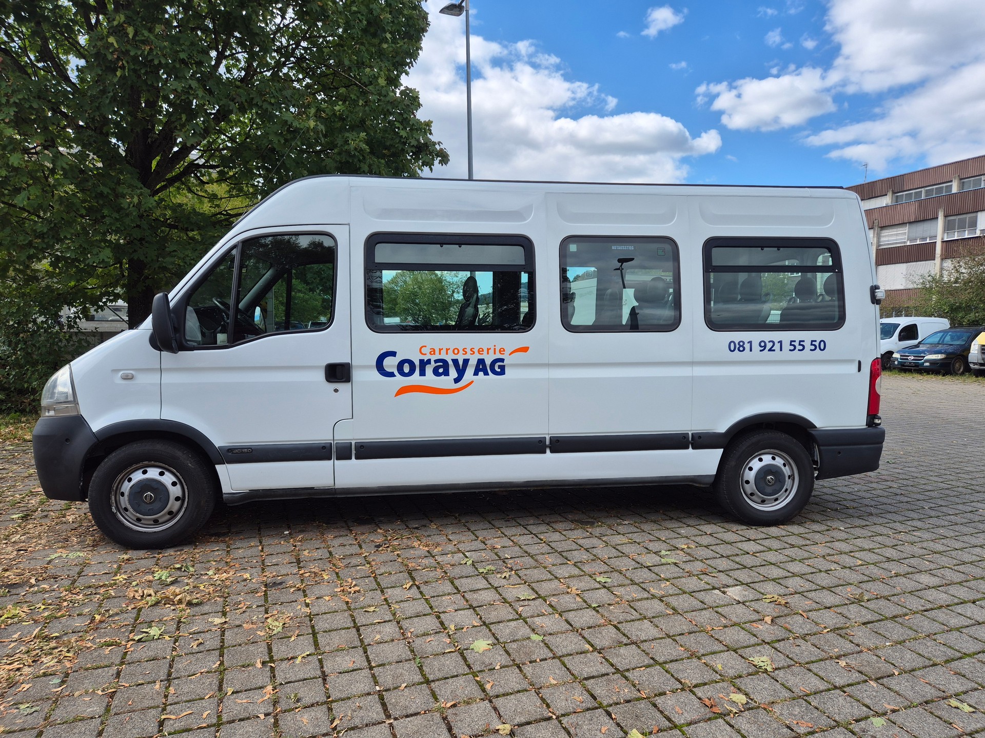 NISSAN INTERSTAR-image-3