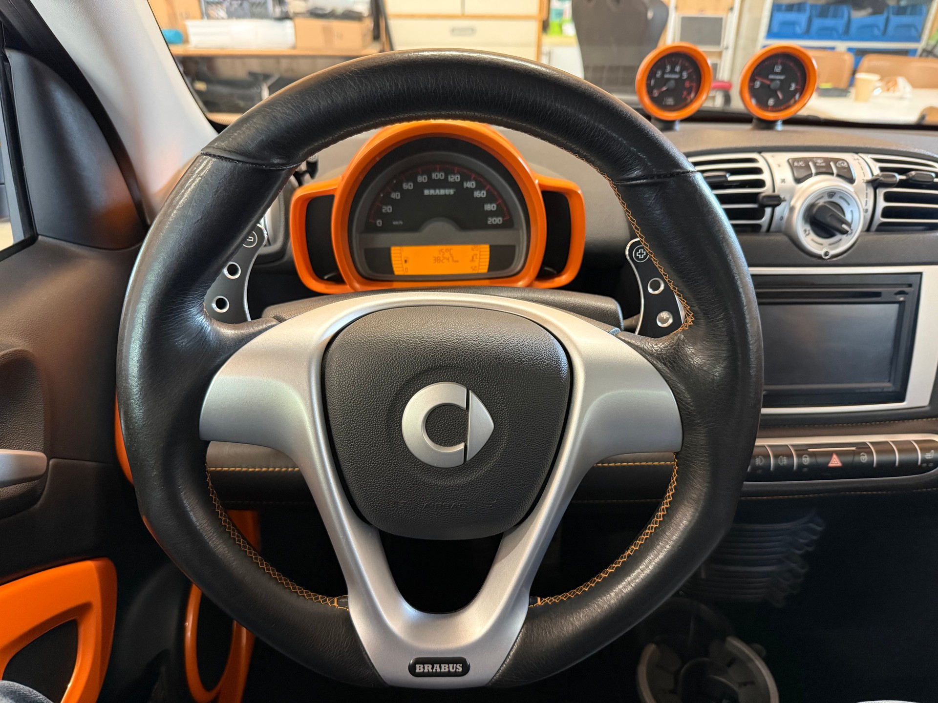 SMART Brabus Ultimate 112-image-13